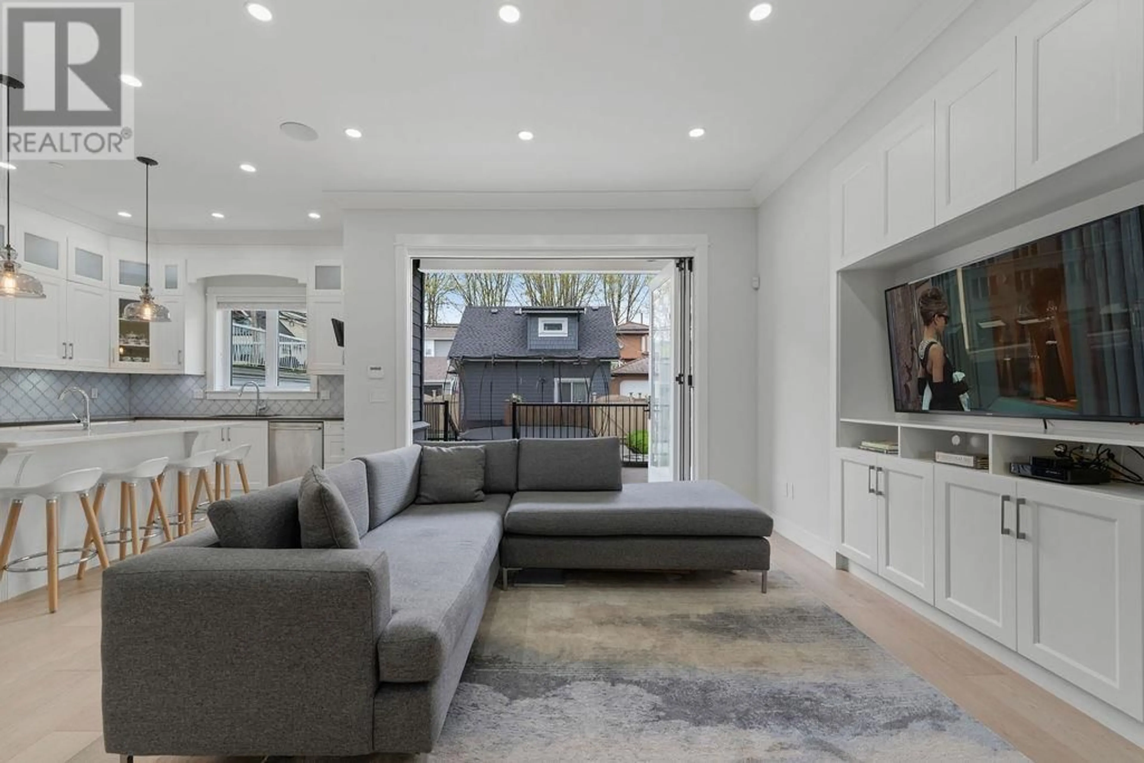 Living room with furniture, unknown for 2217 8TH AVENUE, Vancouver British Columbia V5N1V4