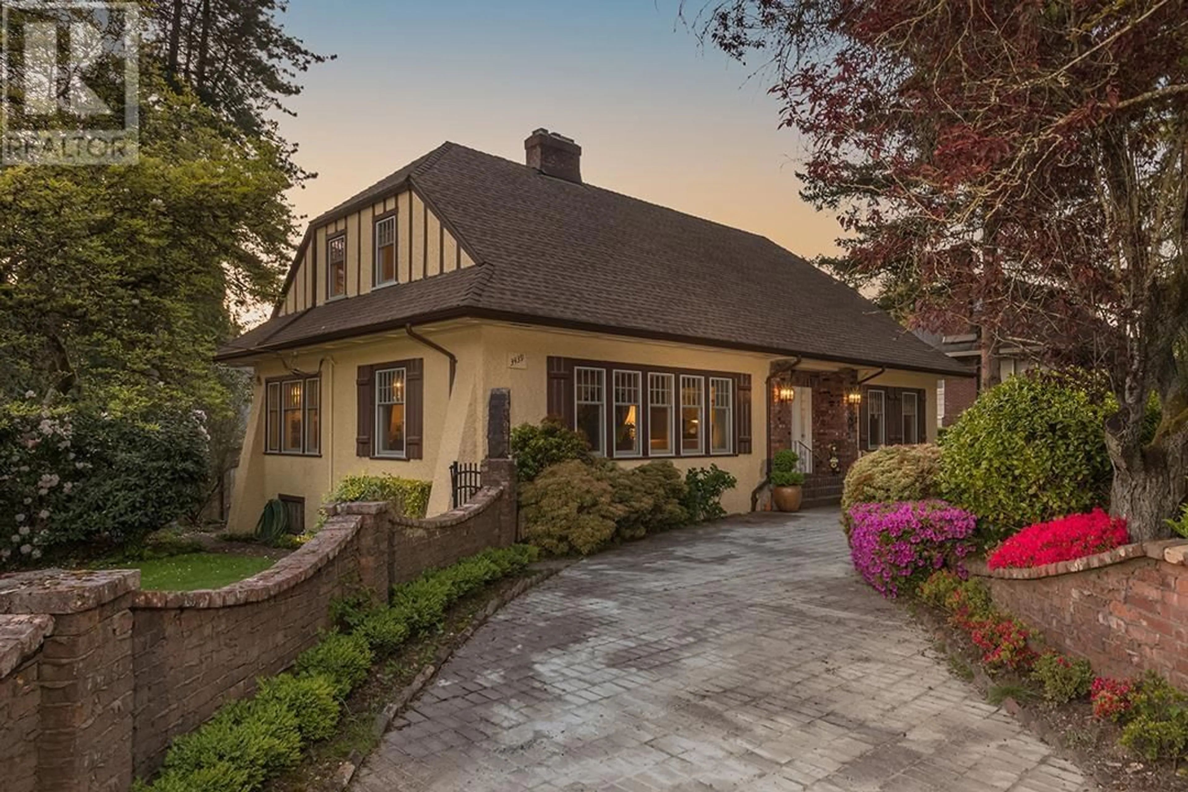 Unknown for 3439 CEDAR CRESCENT, Vancouver British Columbia V6J2R4