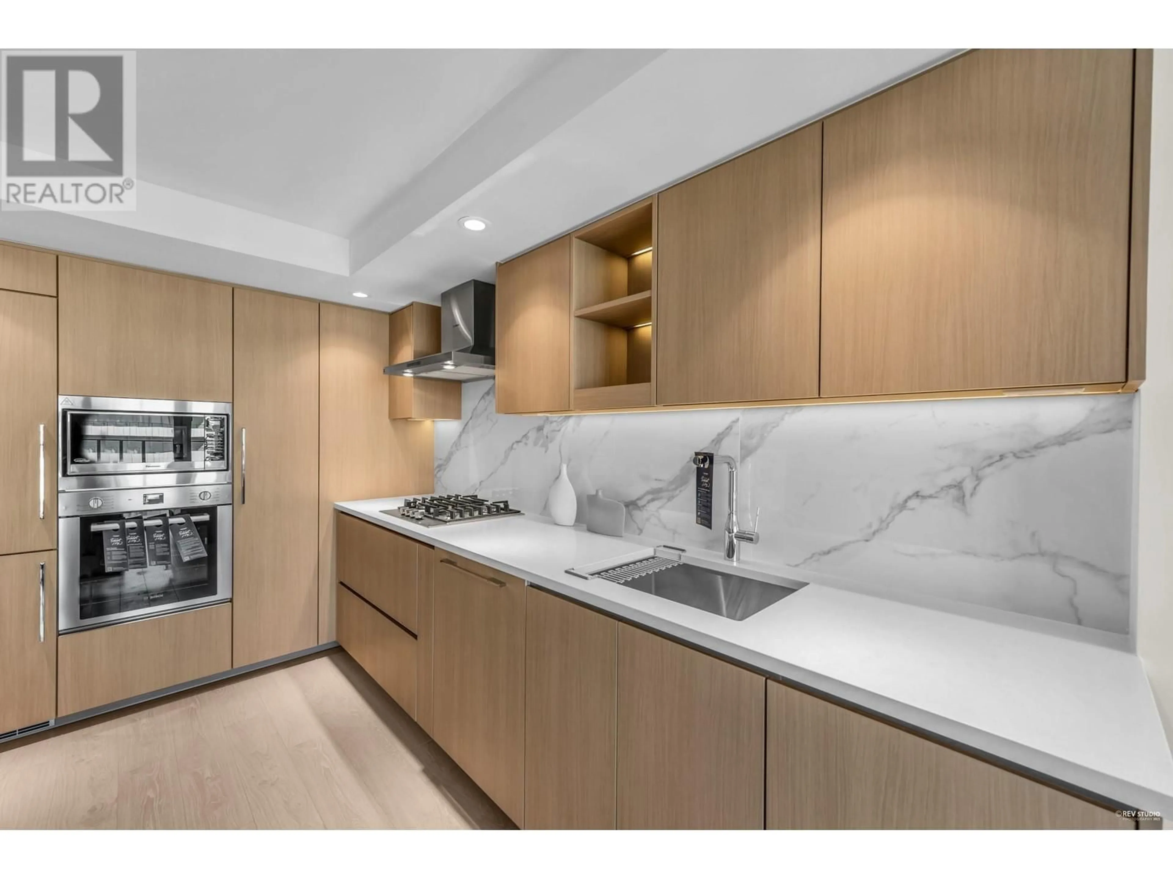 Unknown for 1131 - 3328 NO.3 ROAD, Richmond British Columbia V6X0X1