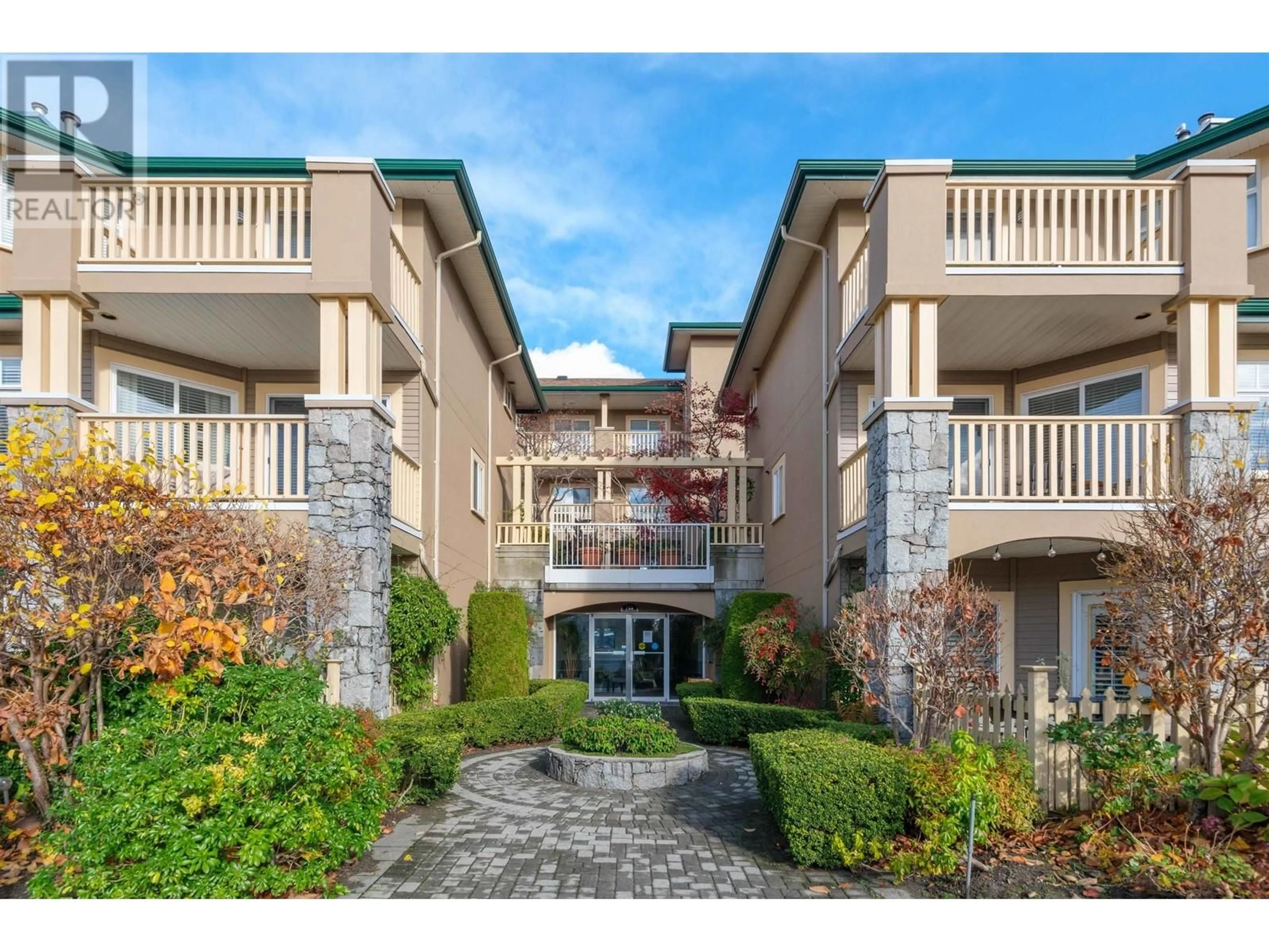A pic from outside/outdoor area/front of a property/back of a property/a pic from drone, unknown for 209 - 288 6TH STREET, North Vancouver British Columbia V7L1P5