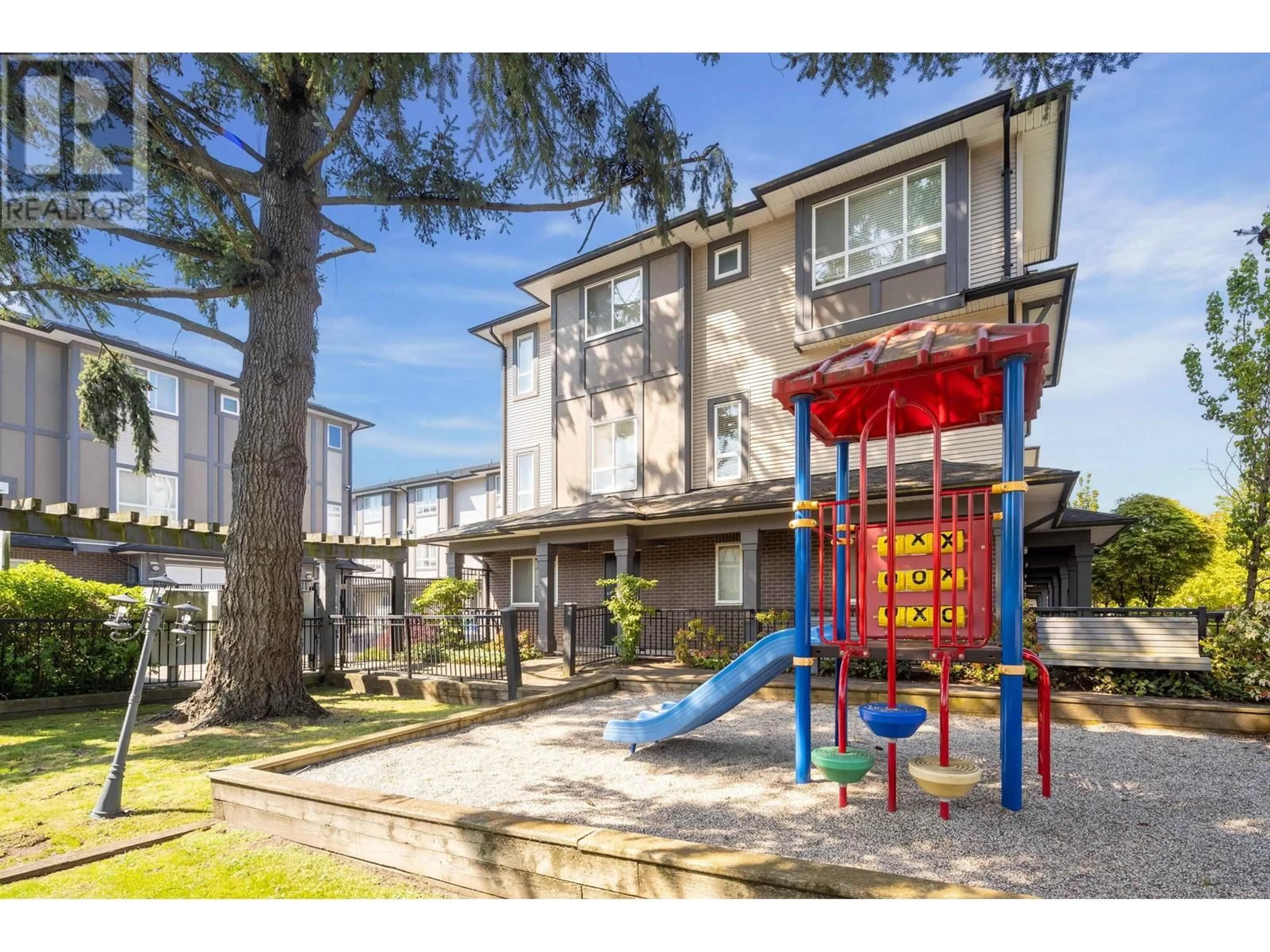 Patio, street for 28 - 7691 BRIDGE STREET, Richmond British Columbia V6Y2S6