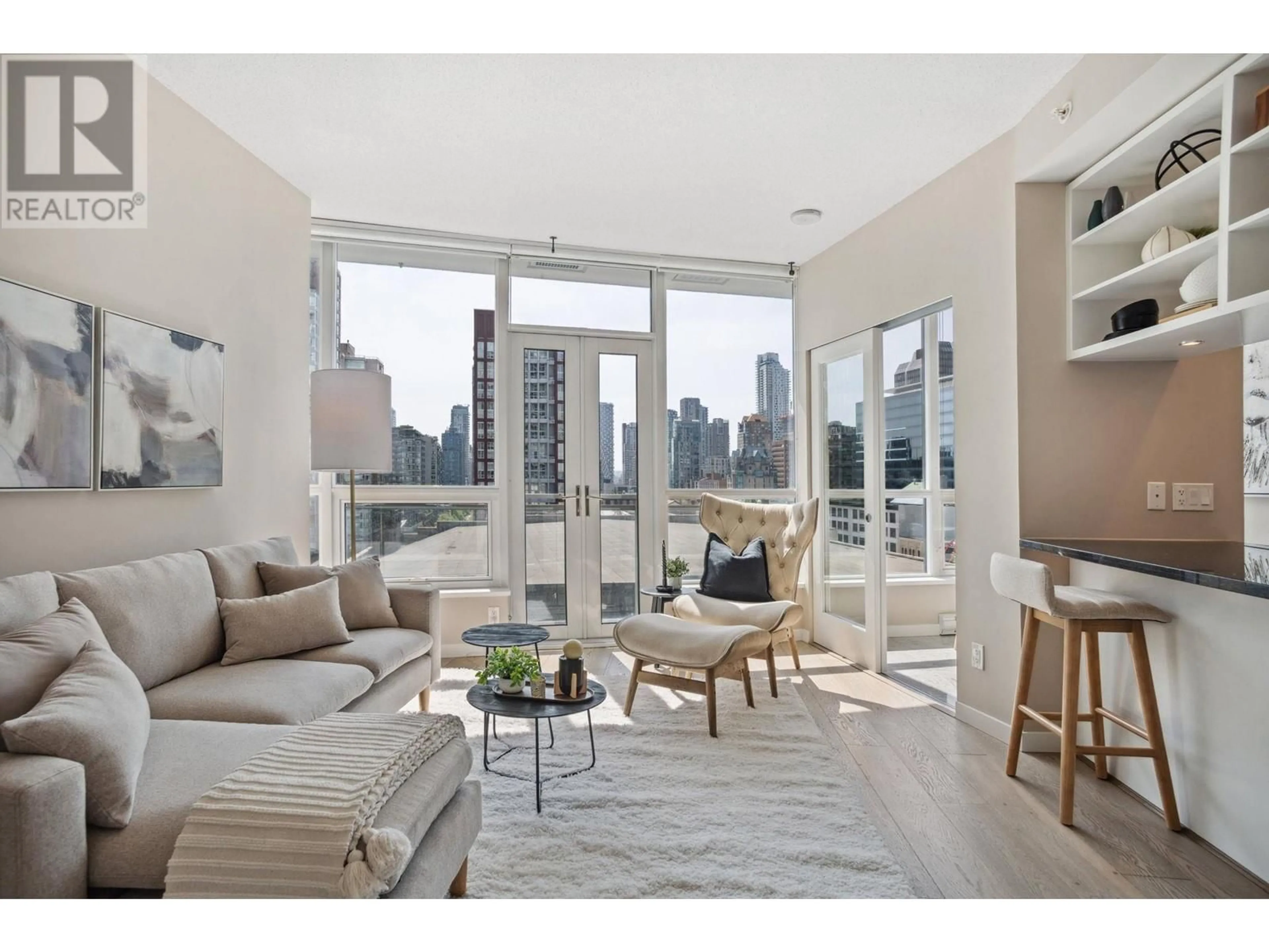 Living room with furniture, unknown for 803 - 833 SEYMOUR STREET, Vancouver British Columbia V6B0G4