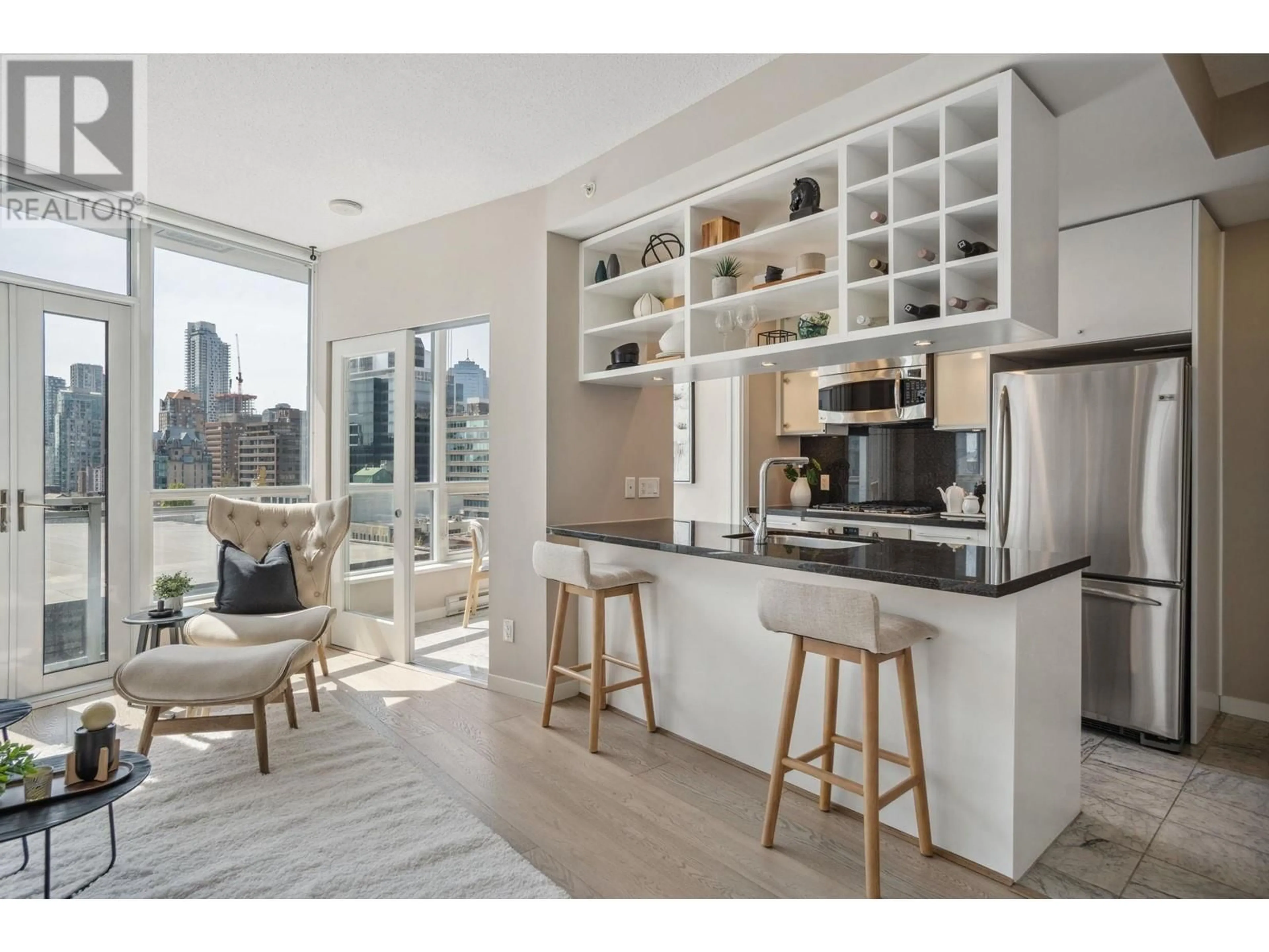 Open concept kitchen, unknown for 803 - 833 SEYMOUR STREET, Vancouver British Columbia V6B0G4