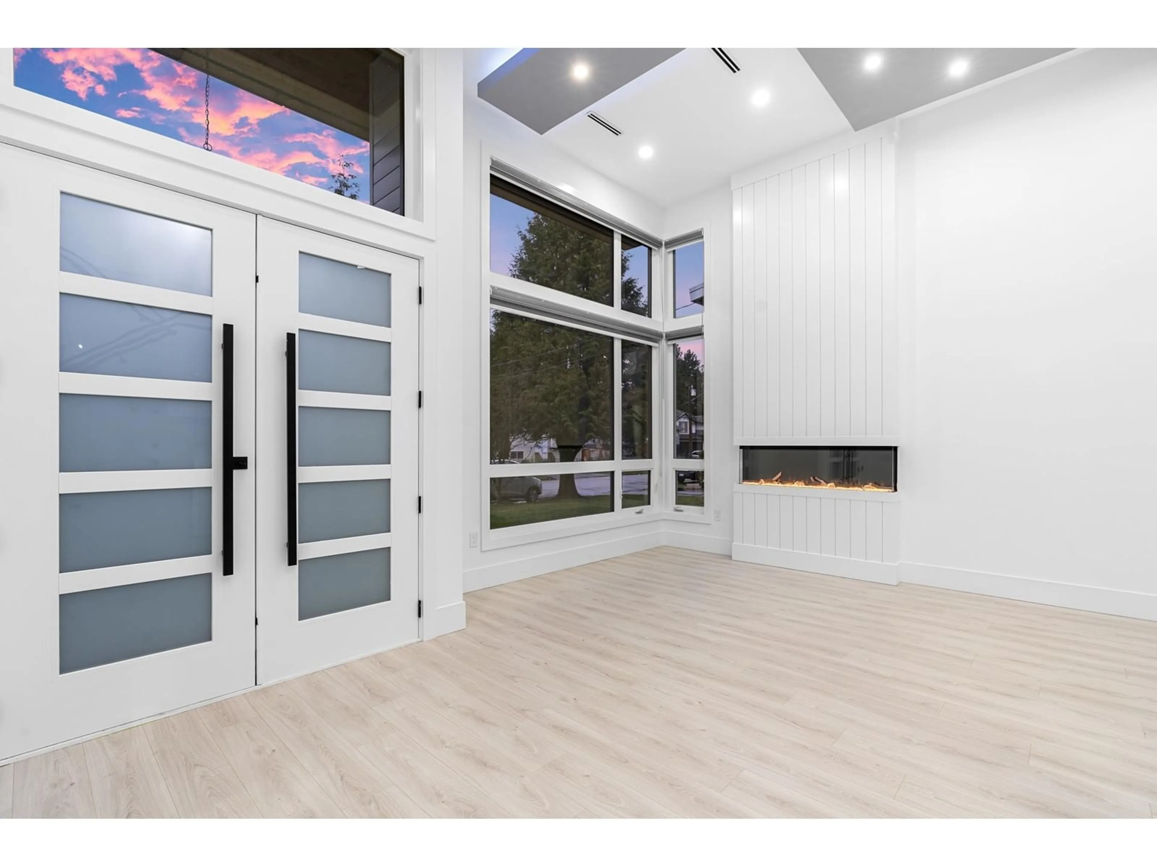 Indoor entryway for 9336 119A, Delta British Columbia V4C6P2