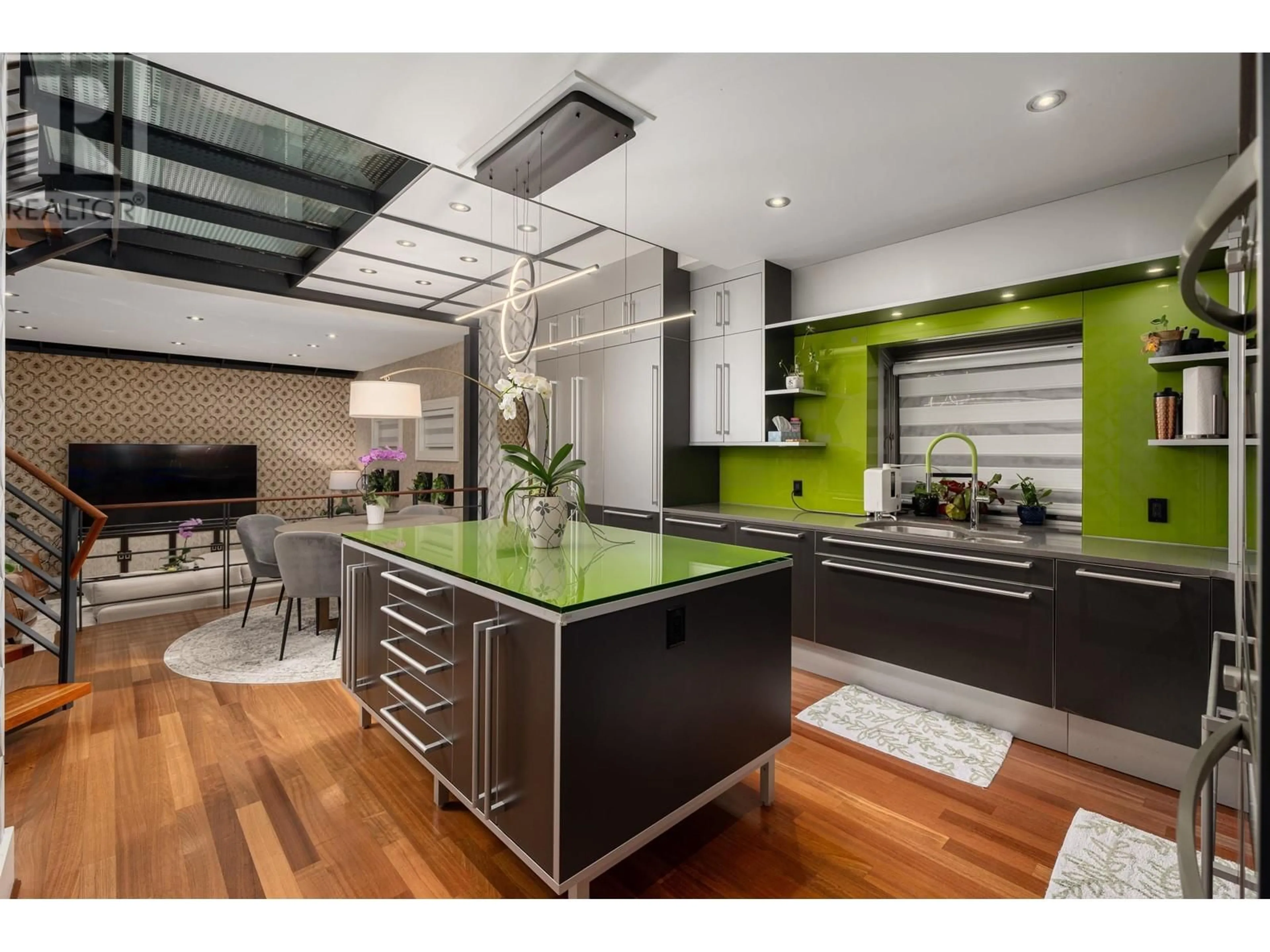 Contemporary kitchen, unknown for 1591 NANTON AVENUE, Vancouver British Columbia V6J2X3