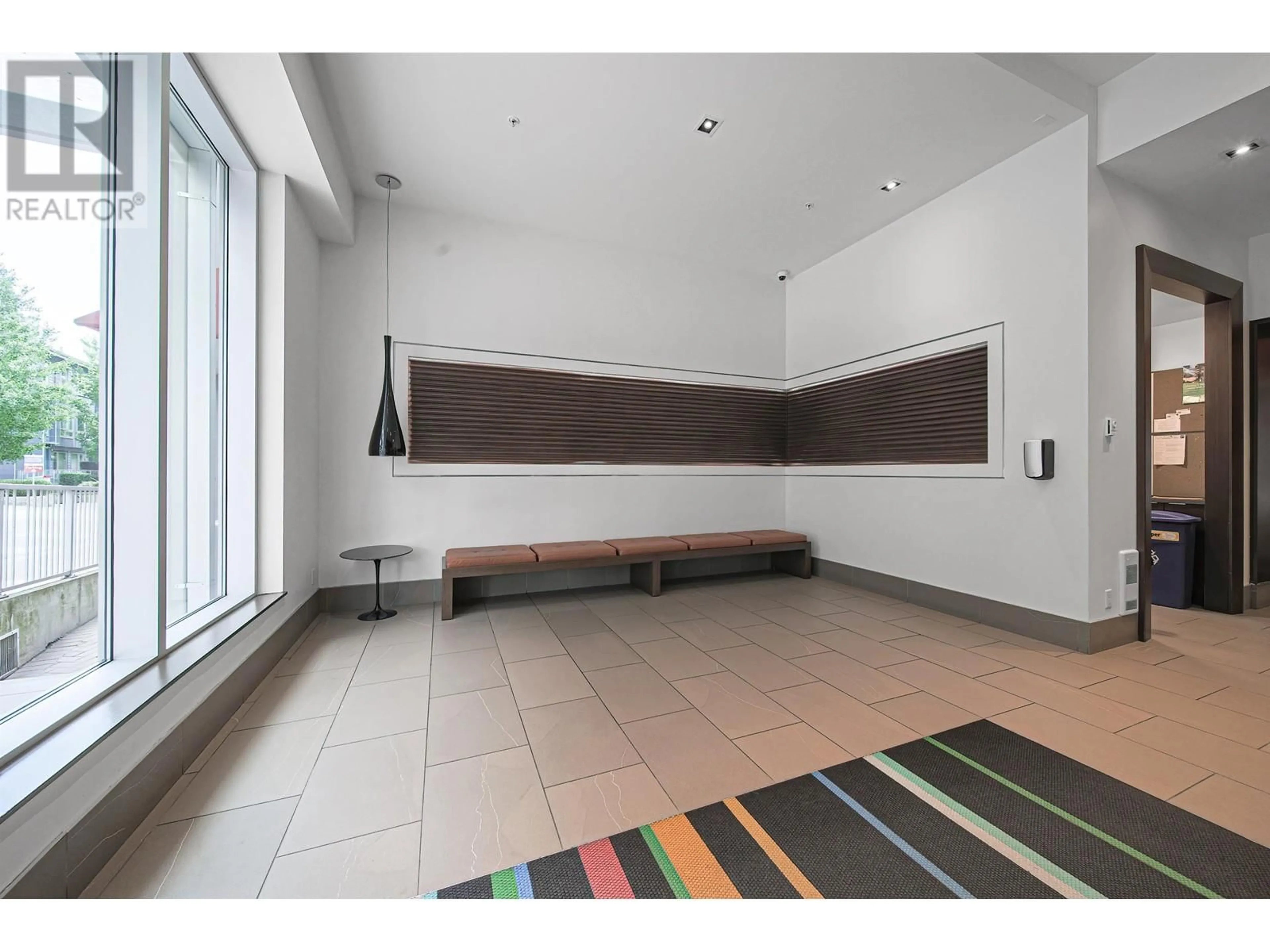 Indoor foyer for 2207 - 4815 ELDORADO MEWS, Vancouver British Columbia V5R0B2