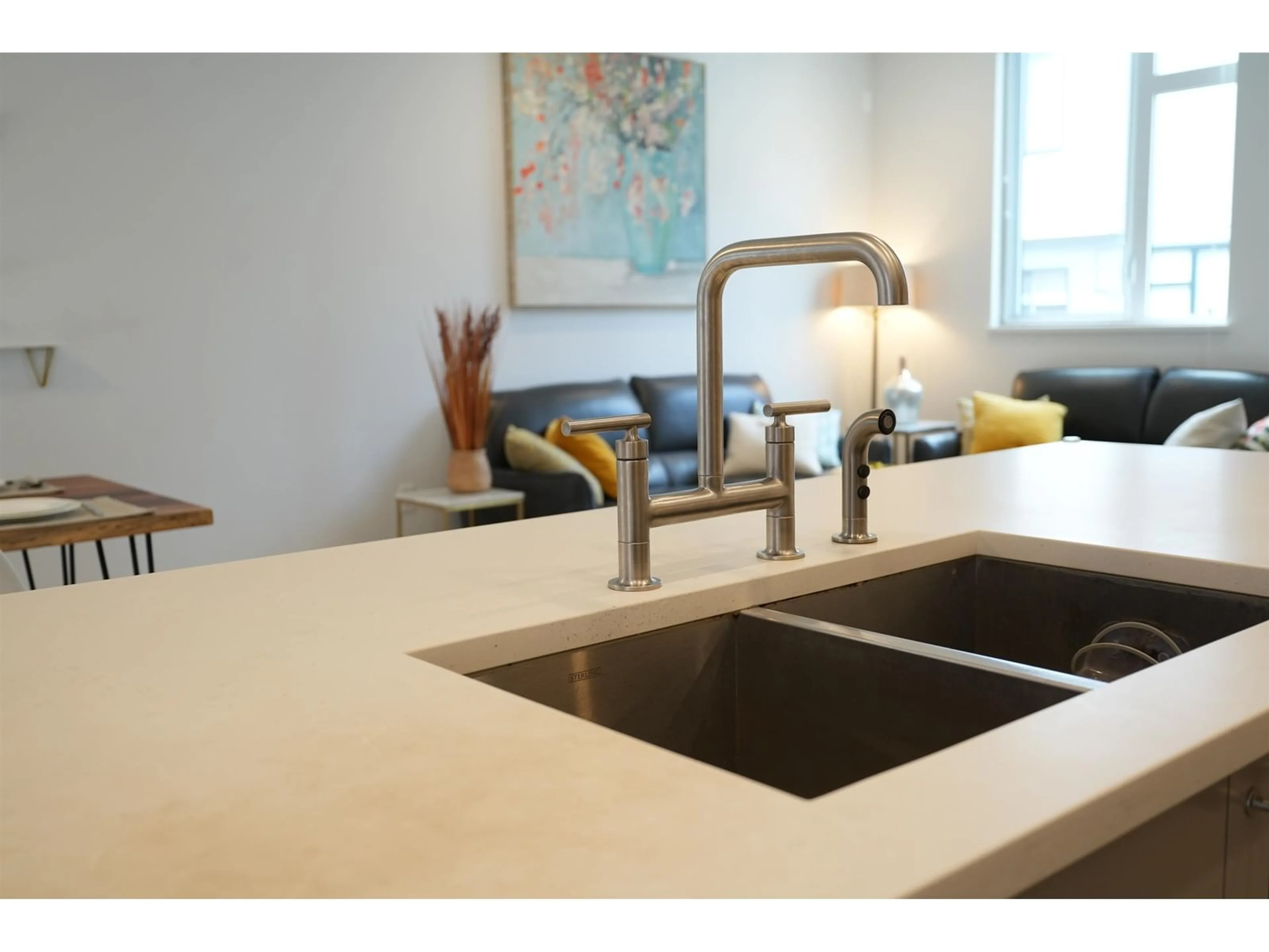 Open concept kitchen, unknown for 48 - 16685 25, Surrey British Columbia V3Z0Z4