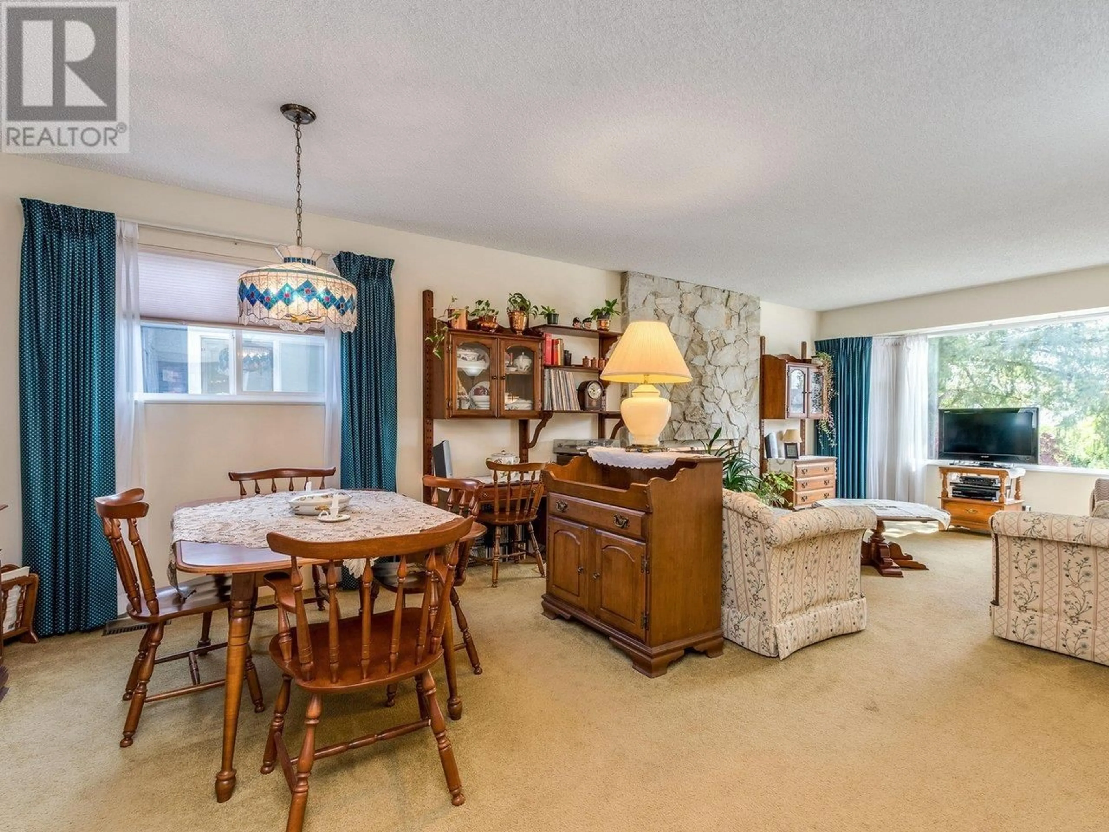 Dining room, unknown for 1409 GABRIOLA DRIVE, Coquitlam British Columbia V3E2B9