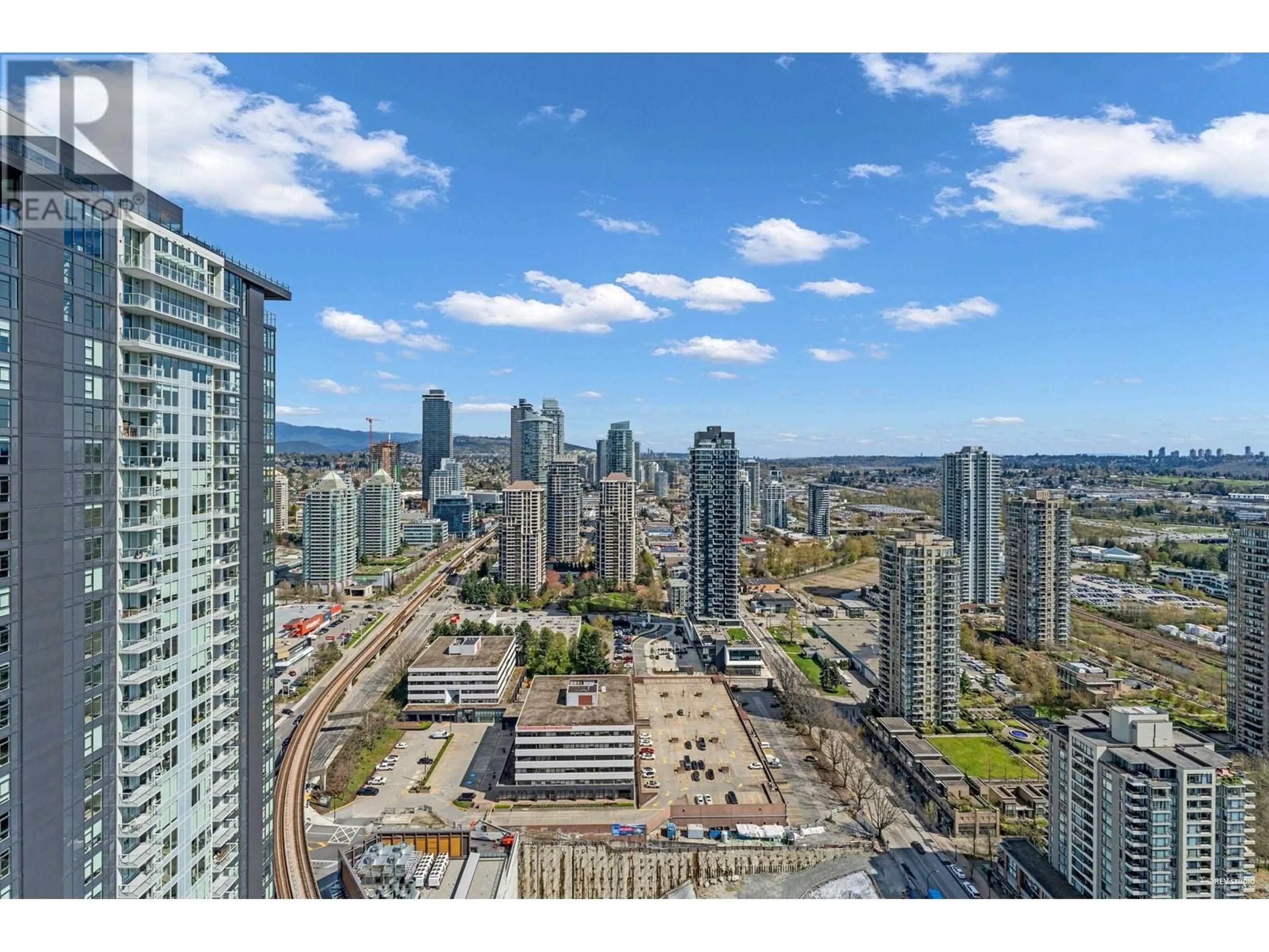 A pic from outside/outdoor area/front of a property/back of a property/a pic from drone, city buildings view from balcony for 3702 - 2186 GILMORE AVENUE, Burnaby British Columbia V5C0N7