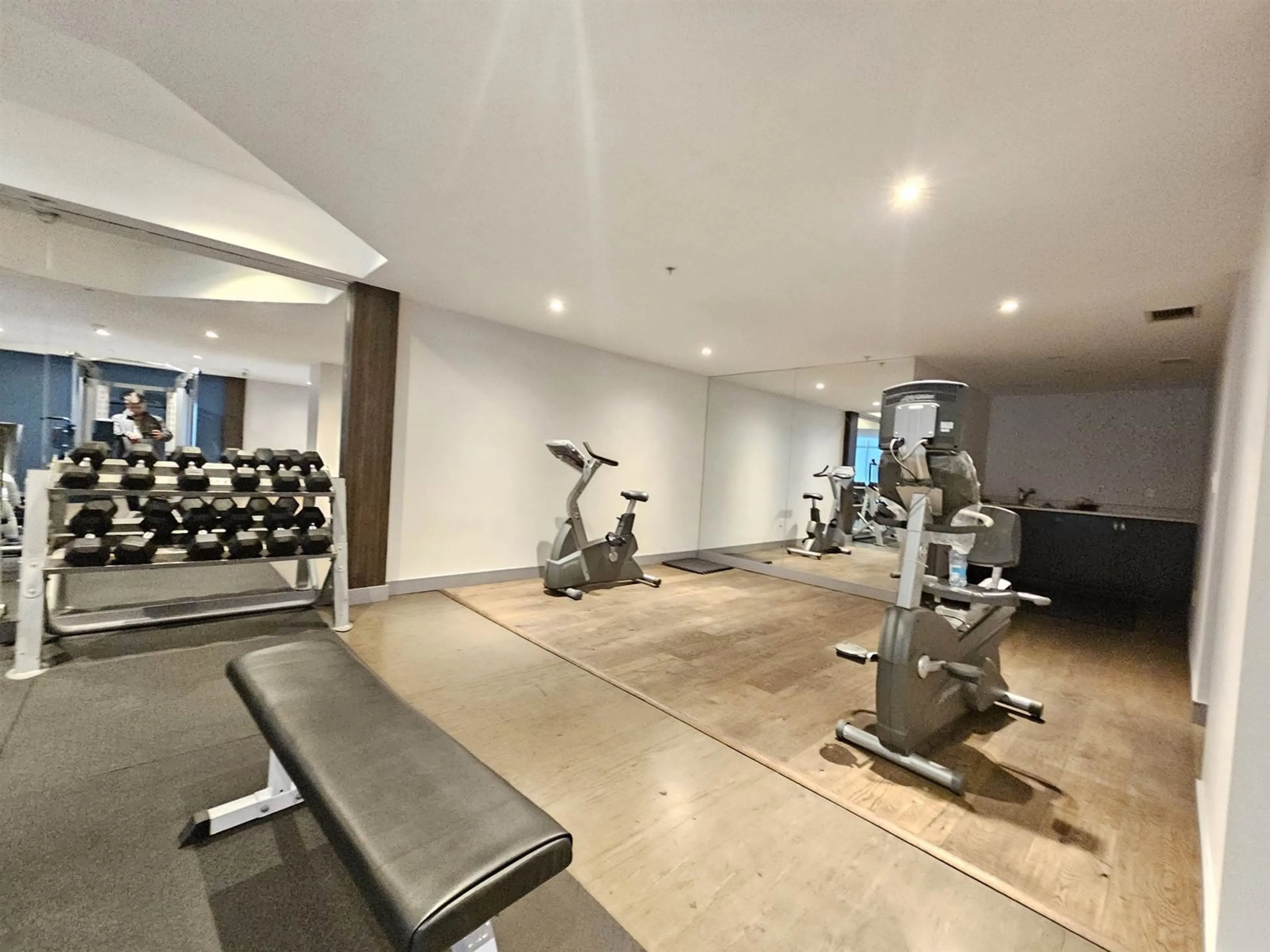 Gym or fitness room for 419 - 13789 107A, Surrey British Columbia V3T0B8