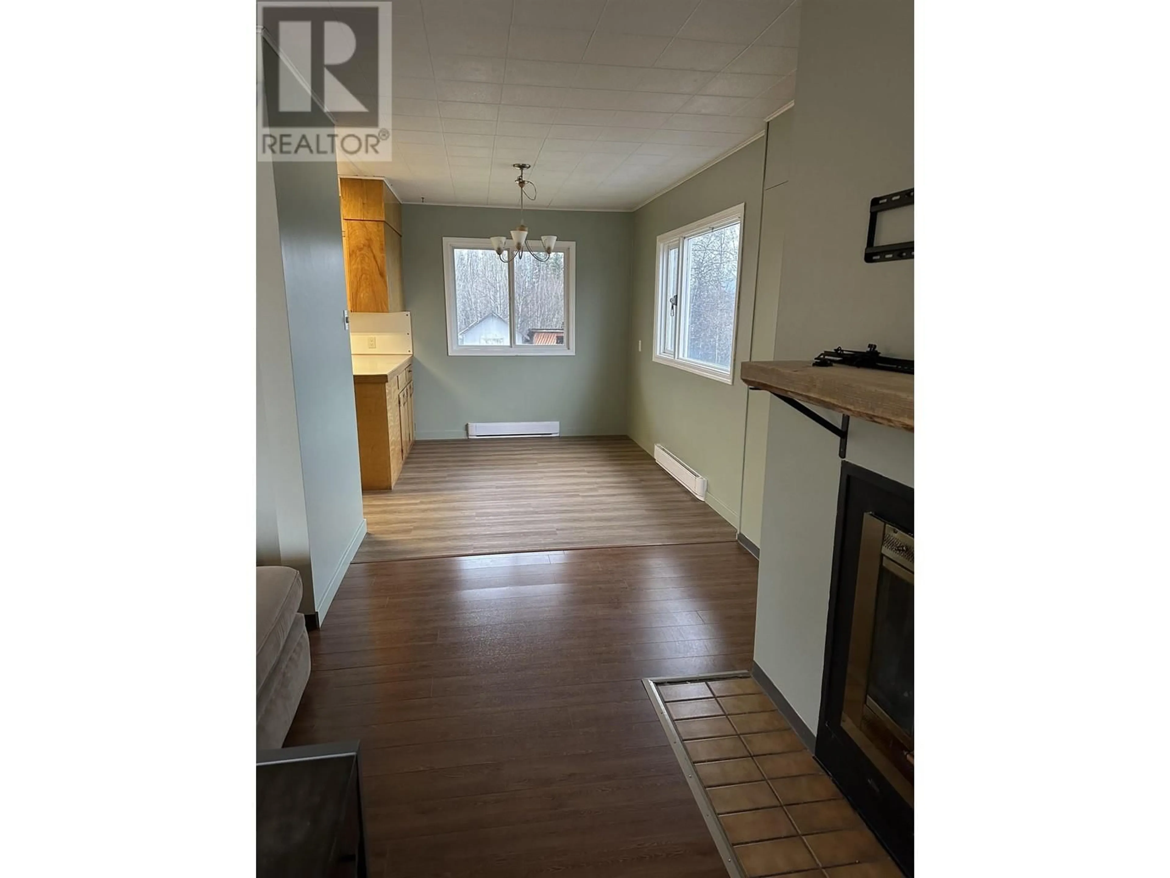 A pic of a room for 300 8TH AVENUE, Burns Lake British Columbia V0J1E0