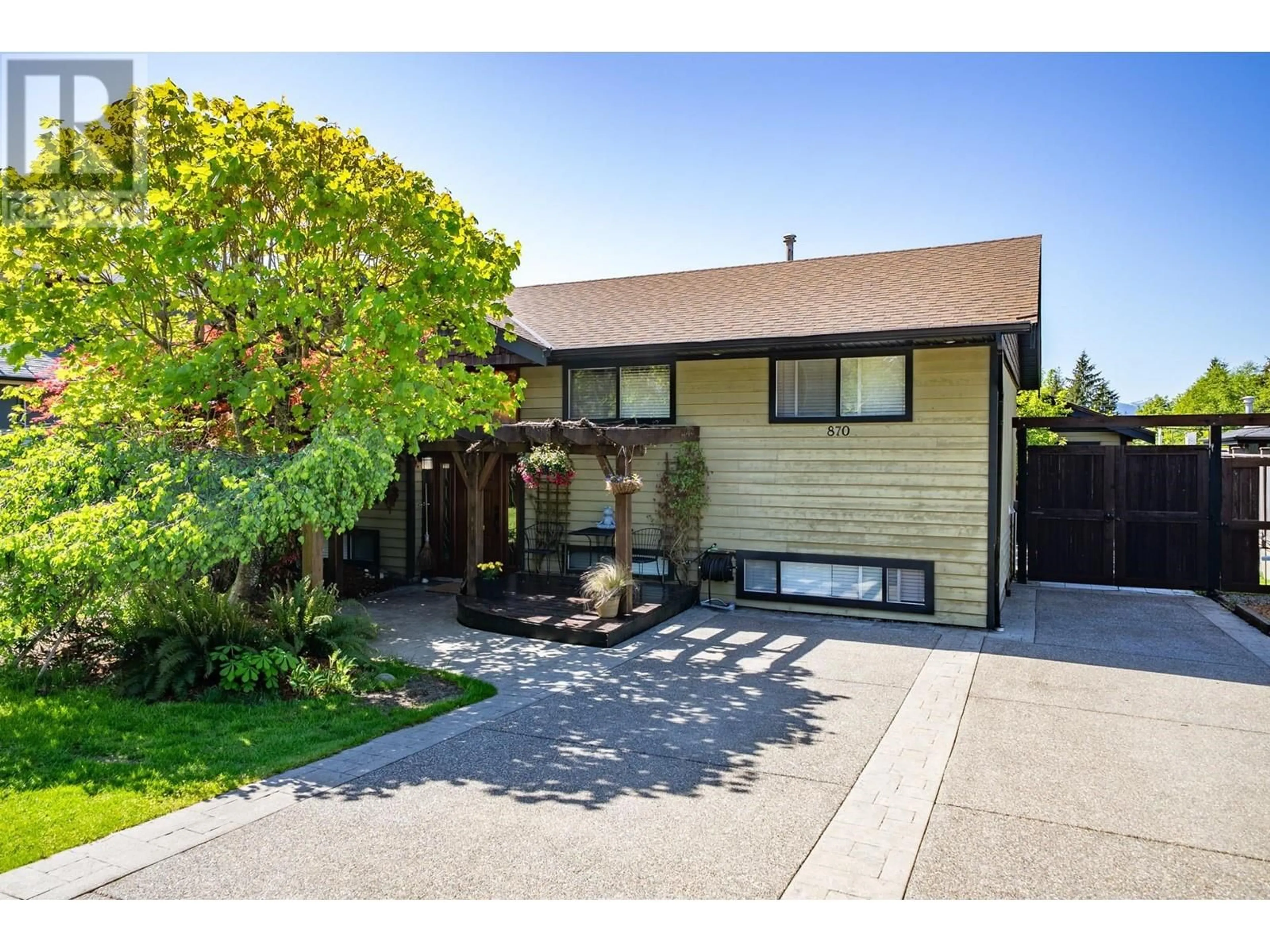 Unknown for 870 SEYMOUR DRIVE, Coquitlam British Columbia V3J6V7