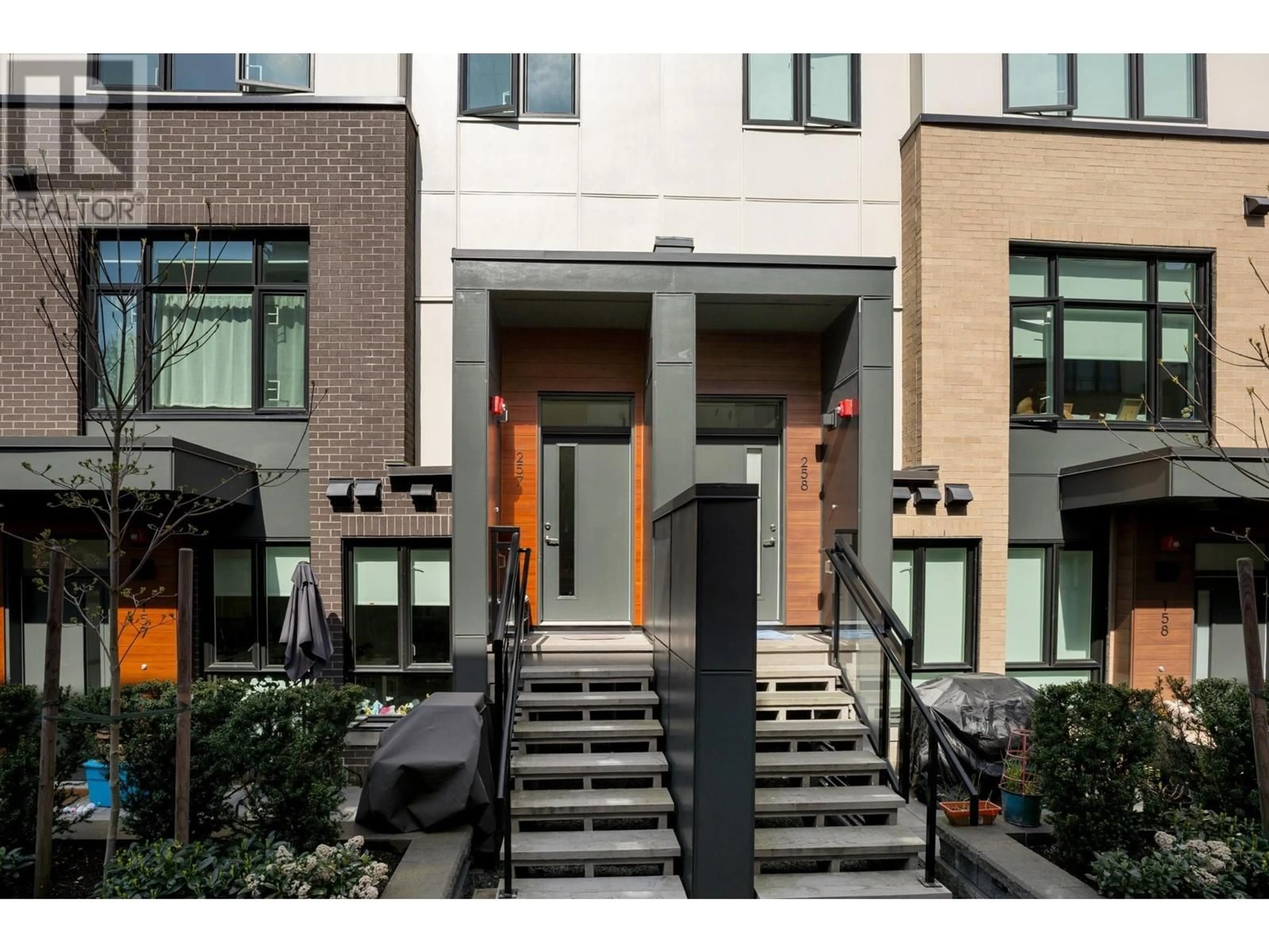 Unknown for 257 - 2035 GLENAIRE DRIVE, North Vancouver British Columbia V7P1Y2