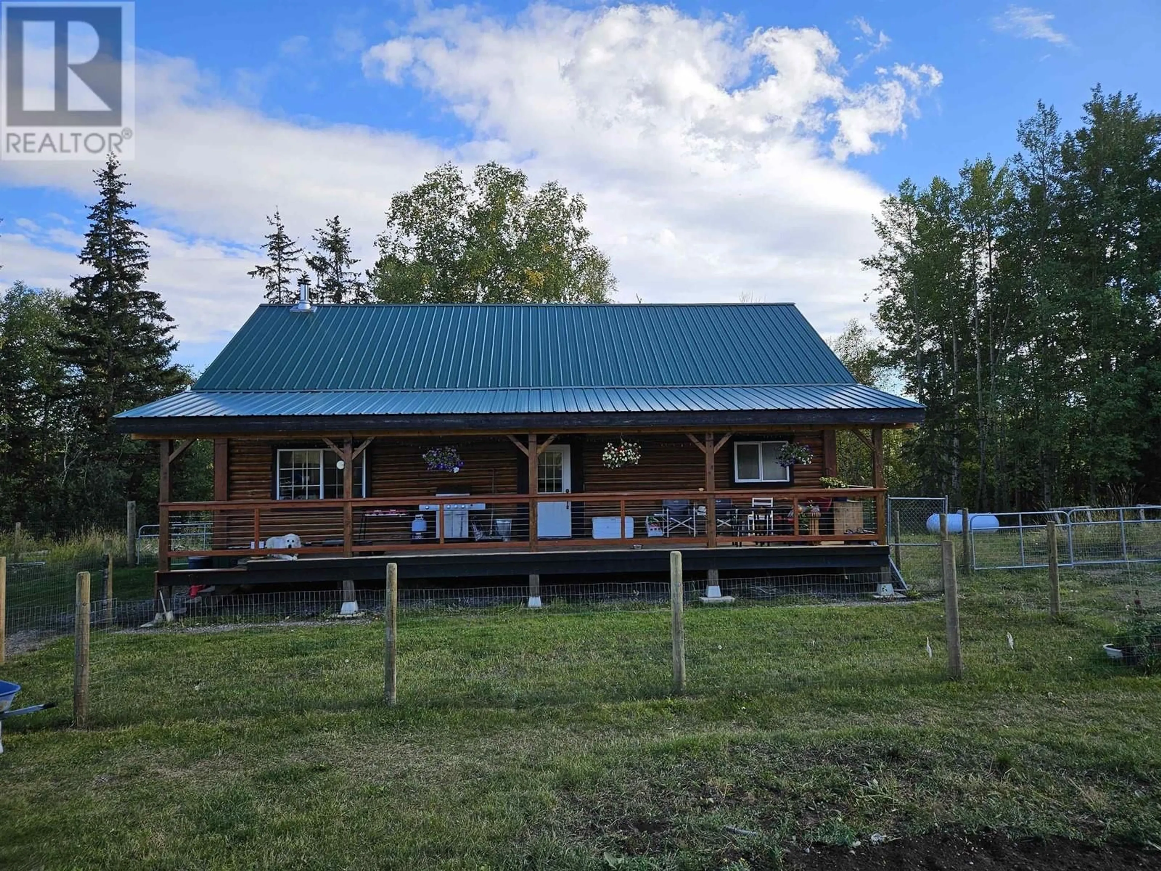 A pic from outside/outdoor area/front of a property/back of a property/a pic from drone, building for 1717 SOMERVILLE ROAD, Quesnel British Columbia V2J7G1