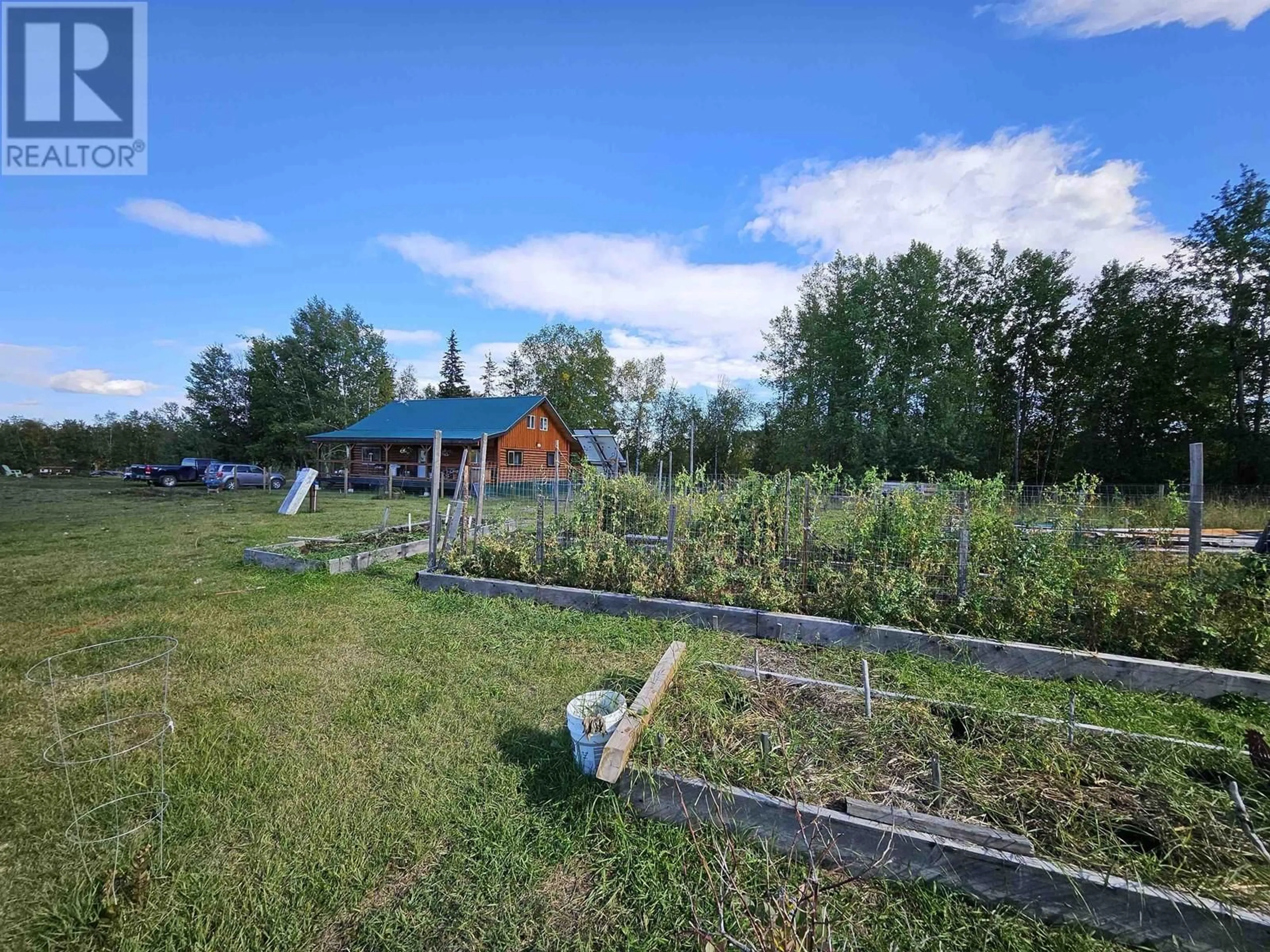A pic from outside/outdoor area/front of a property/back of a property/a pic from drone, mountain view for 1717 SOMERVILLE ROAD, Quesnel British Columbia V2J7G1