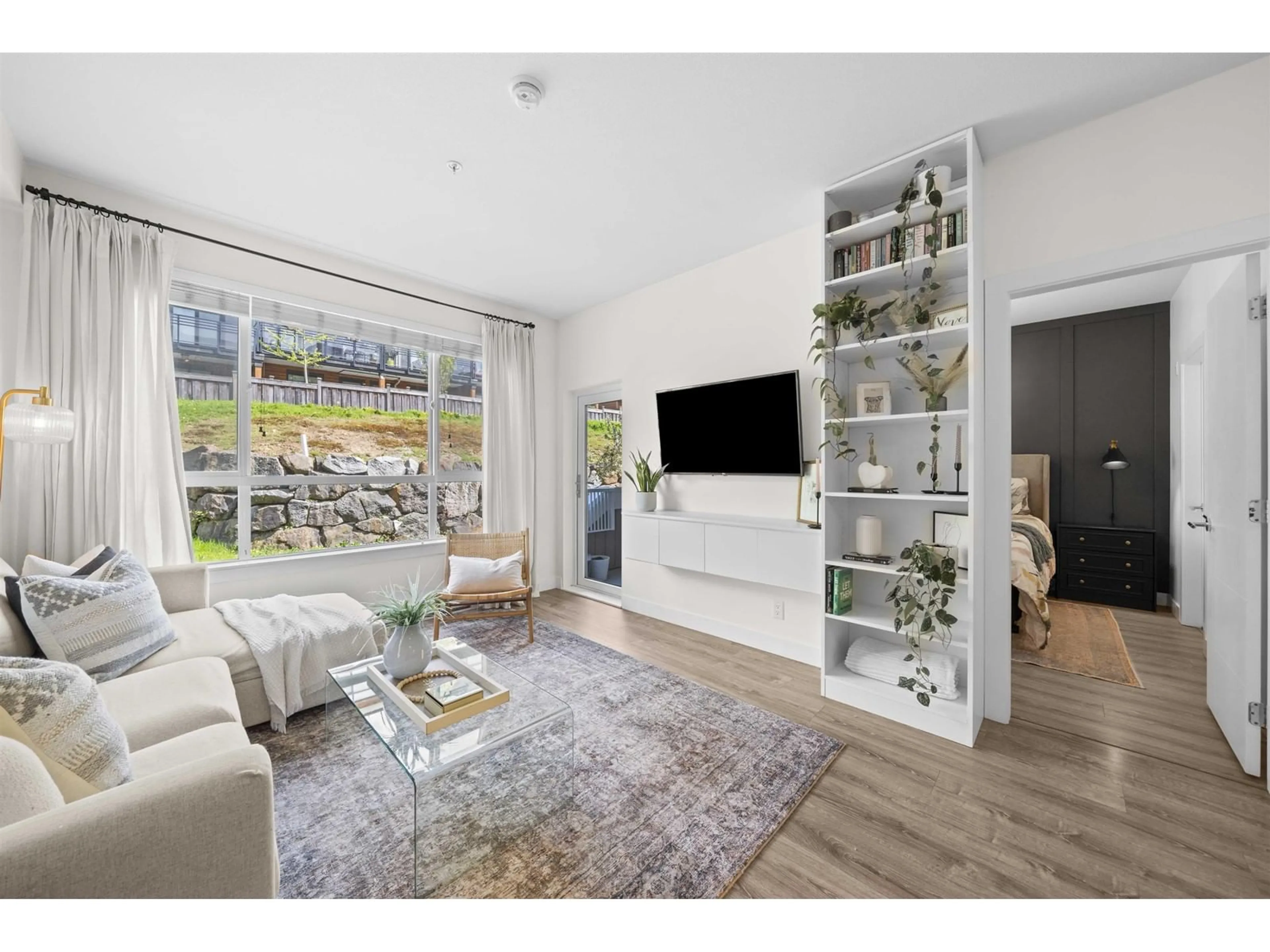 Living room with furniture, unknown for 210 - 16398 64, Surrey British Columbia V3S6X6