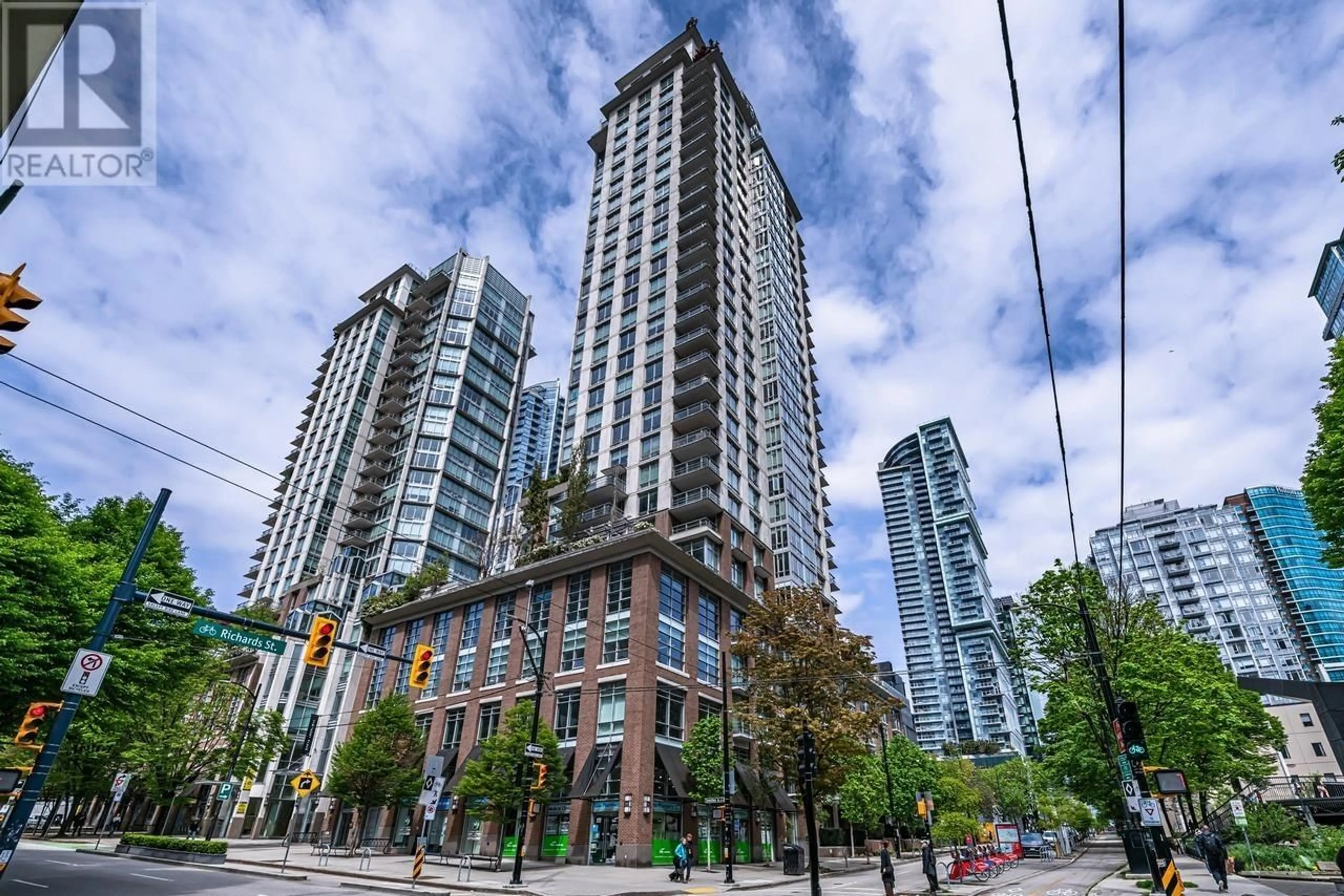 Patio, unknown for 2107 - 535 SMITHE STREET, Vancouver British Columbia V6B0H2