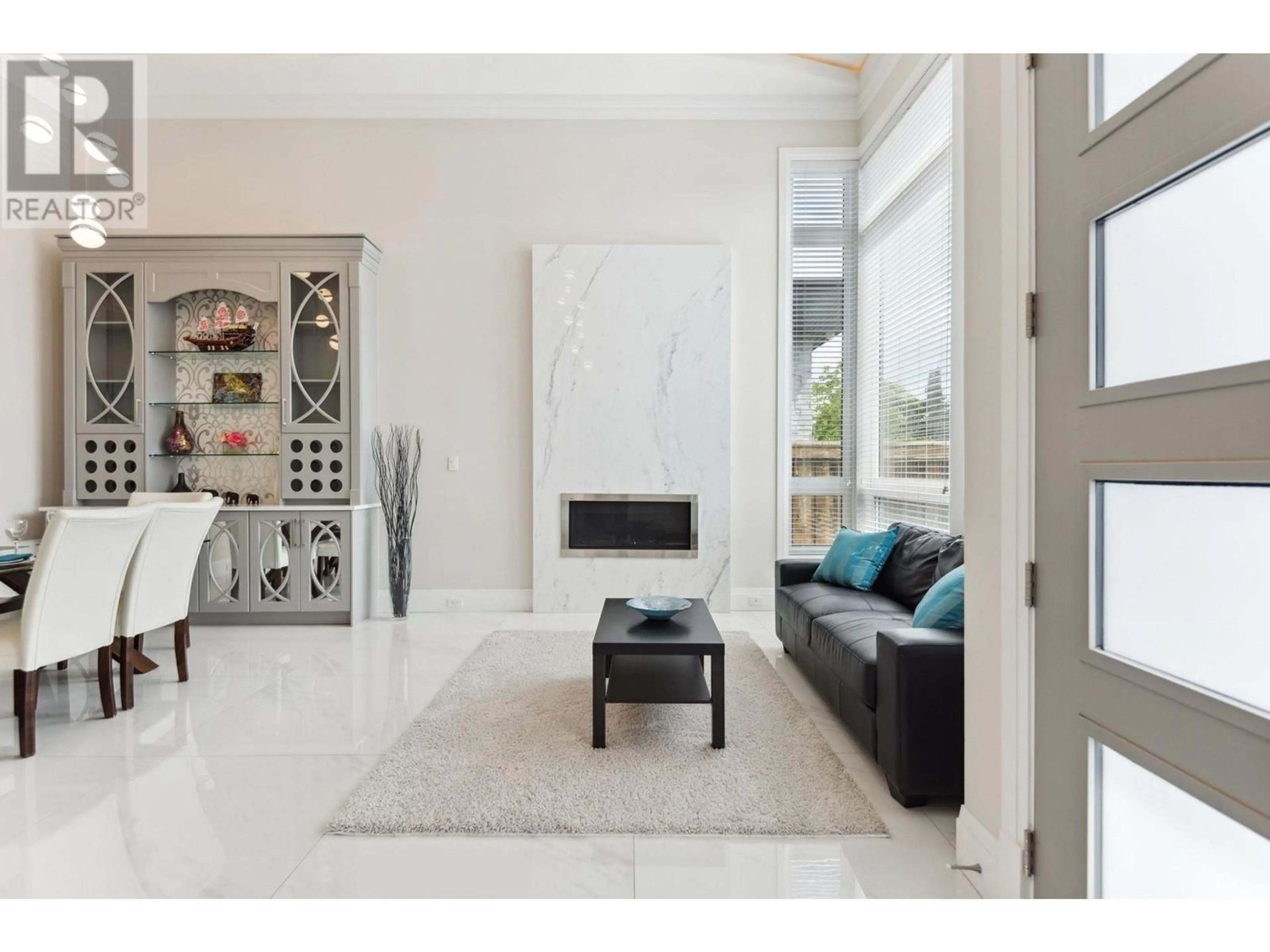 Living room with furniture, ceramic/tile floor for 9631 PATTERSON ROAD, Richmond British Columbia V6X1P8