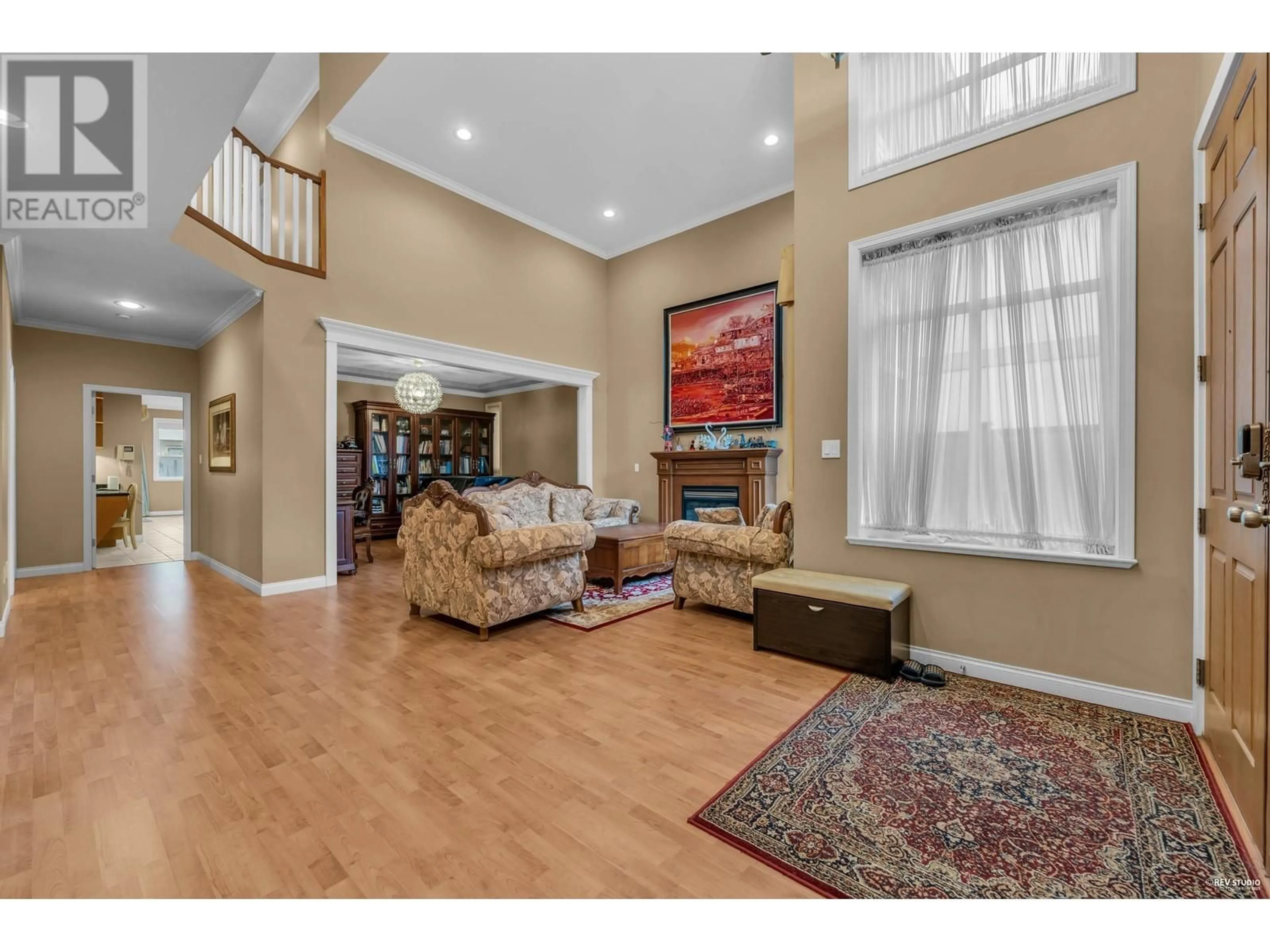 Indoor foyer for 3673 LOCKHART ROAD, Richmond British Columbia V7C1M4