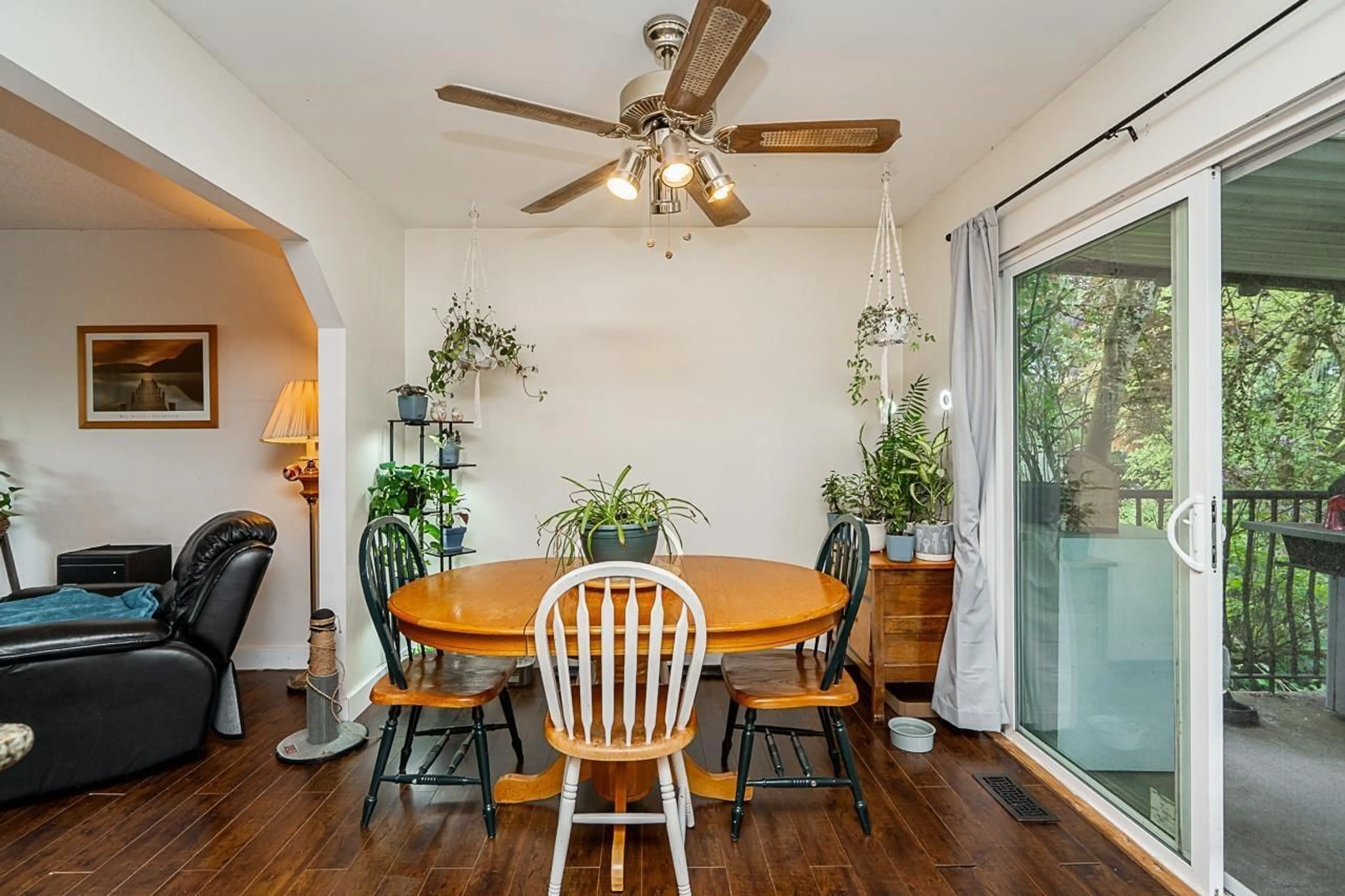 Dining room, unknown for 26842 32A, Langley British Columbia V4W3G4