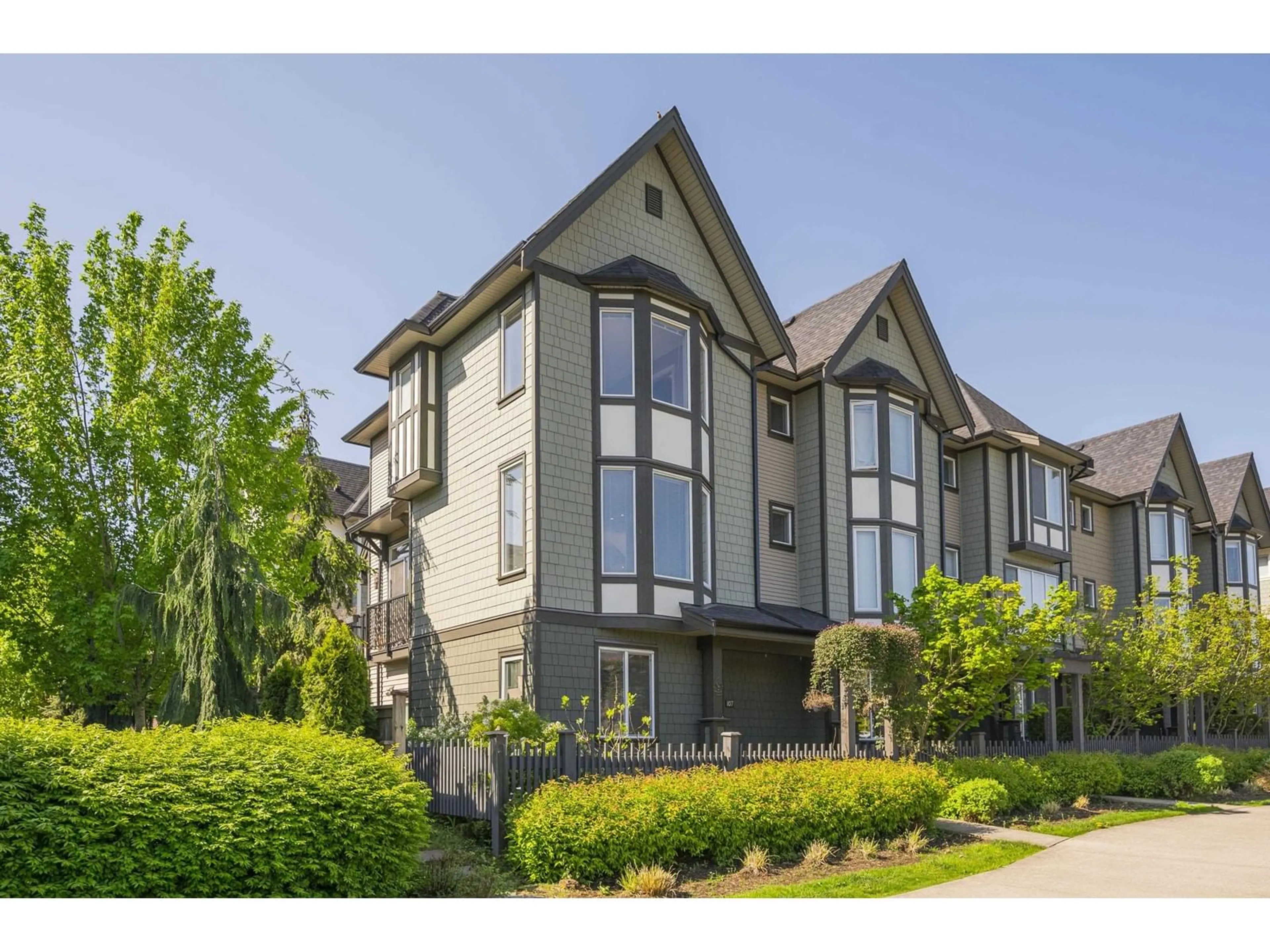 Unknown for 107 - 8138 204, Langley British Columbia V2Y0T4