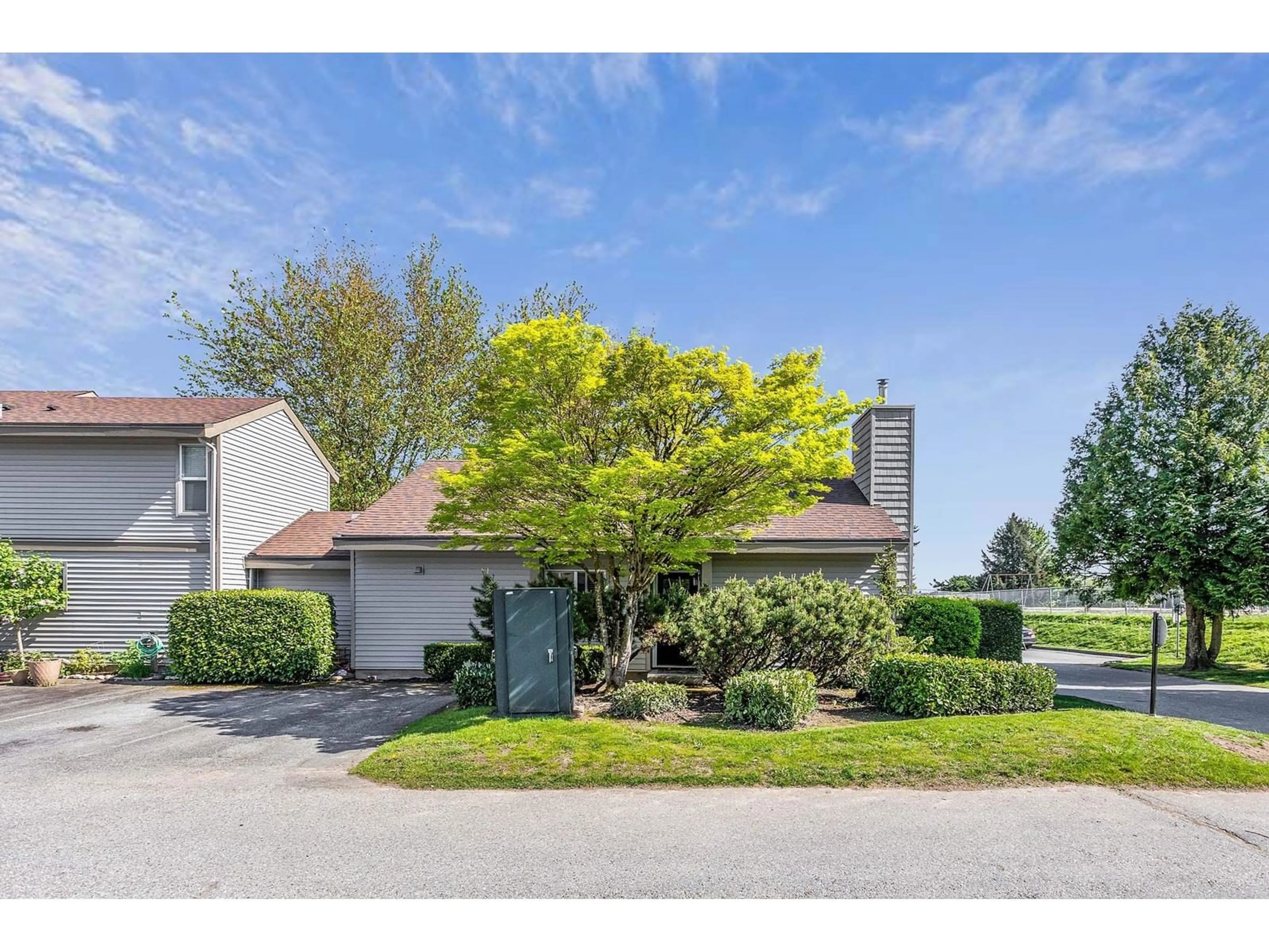 Unknown for 6056 GREENSIDE WEST, Surrey British Columbia V3S5M8