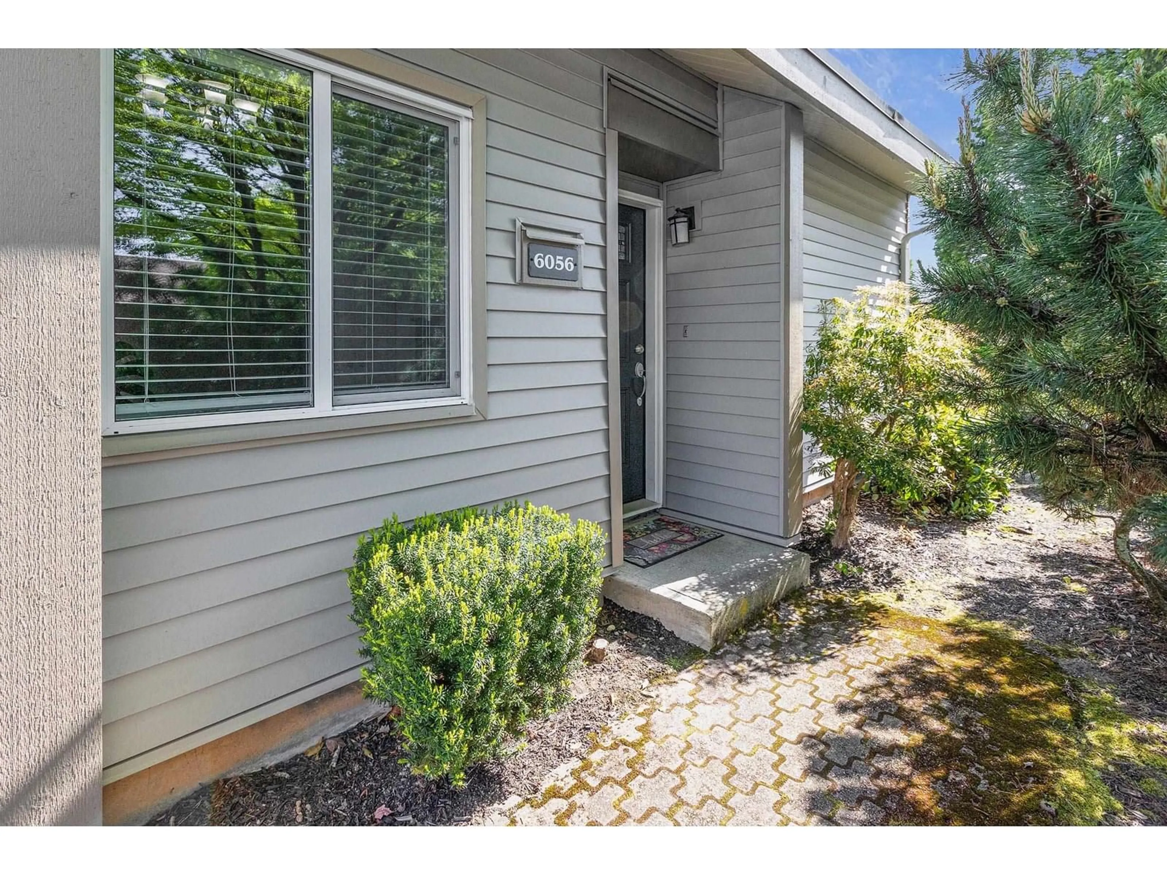 Unknown for 6056 GREENSIDE WEST, Surrey British Columbia V3S5M8
