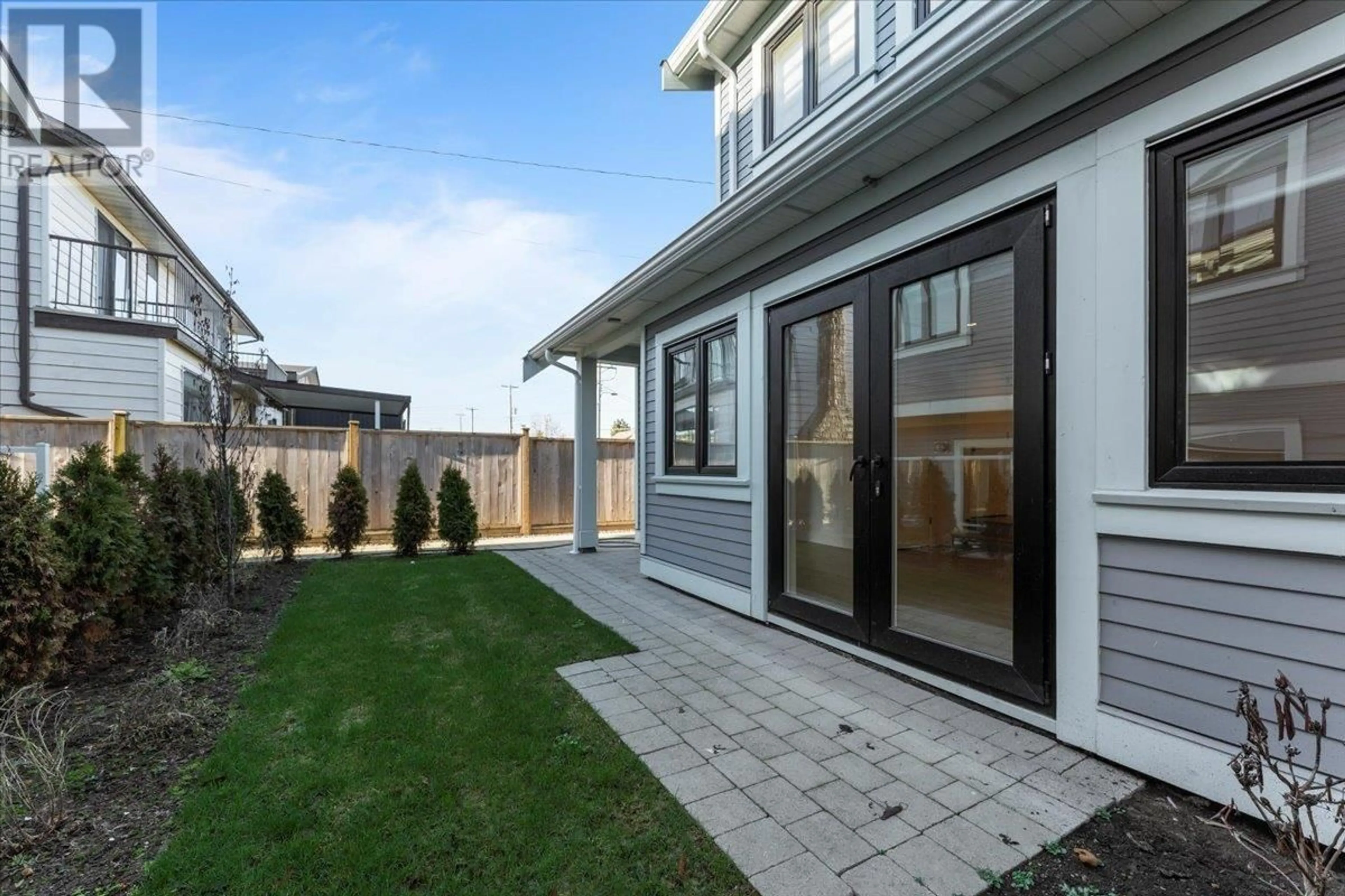 Unknown for 2231 16TH AVENUE, Vancouver British Columbia V6K3B4