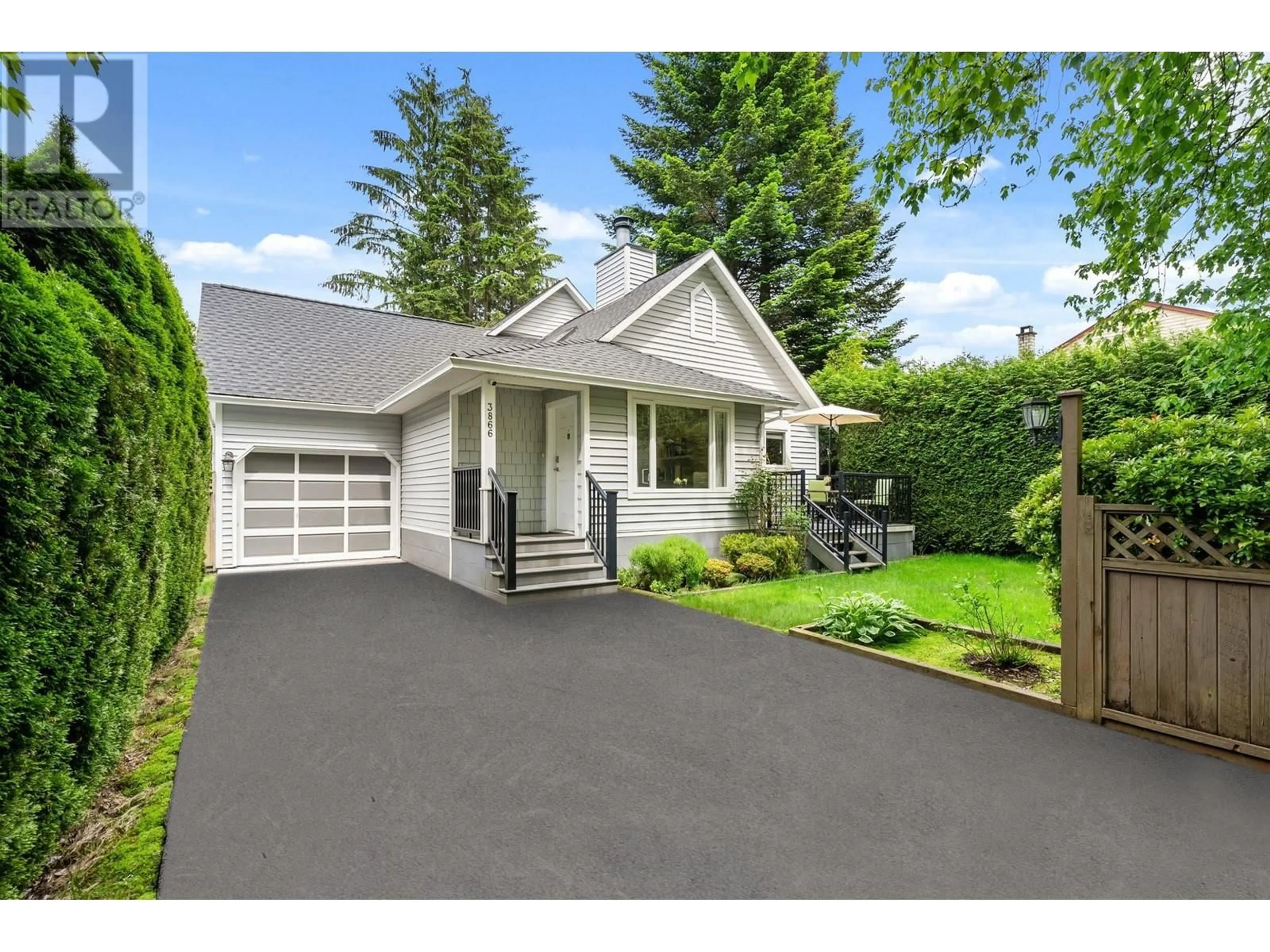 Home with vinyl exterior material, street for 3866 BROCKTON CRESCENT, North Vancouver British Columbia V7G2K6