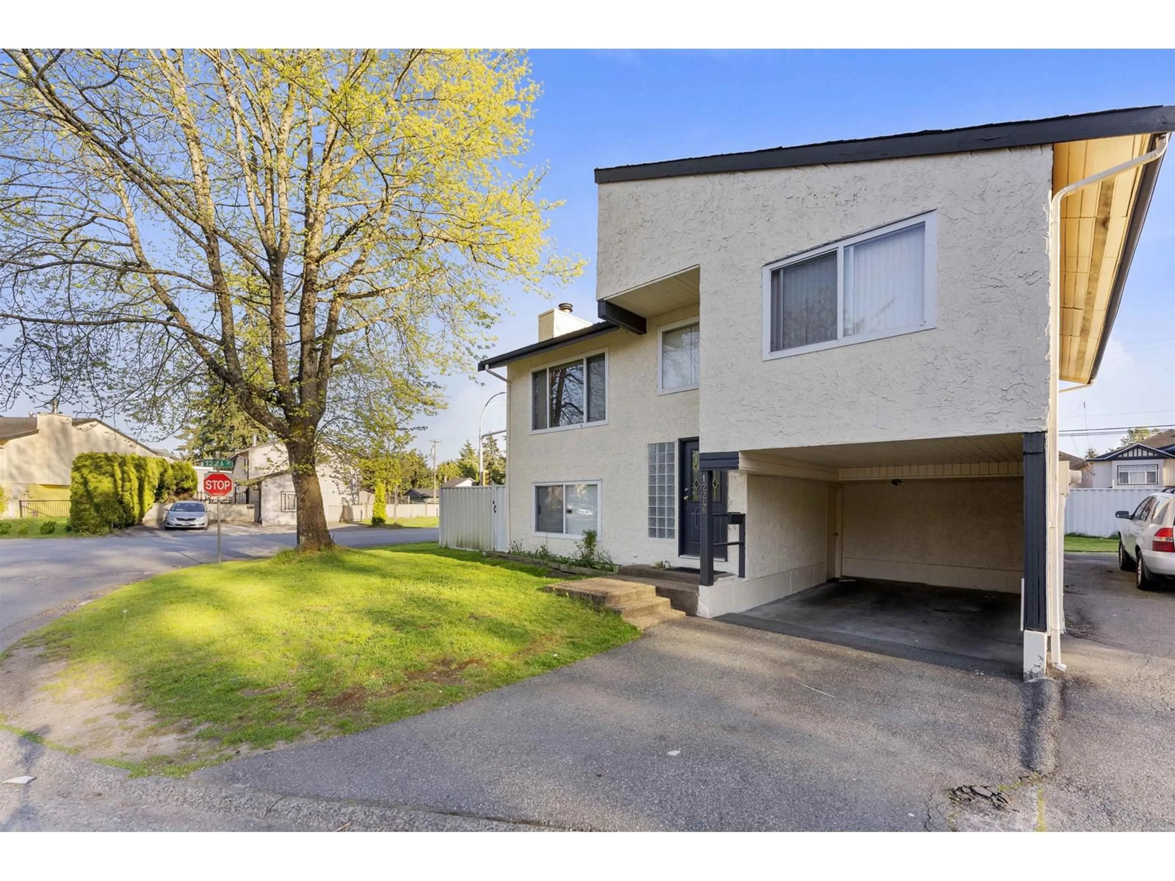 A pic from outside/outdoor area/front of a property/back of a property/a pic from drone, street for 12248 80A, Surrey British Columbia V3W7R8