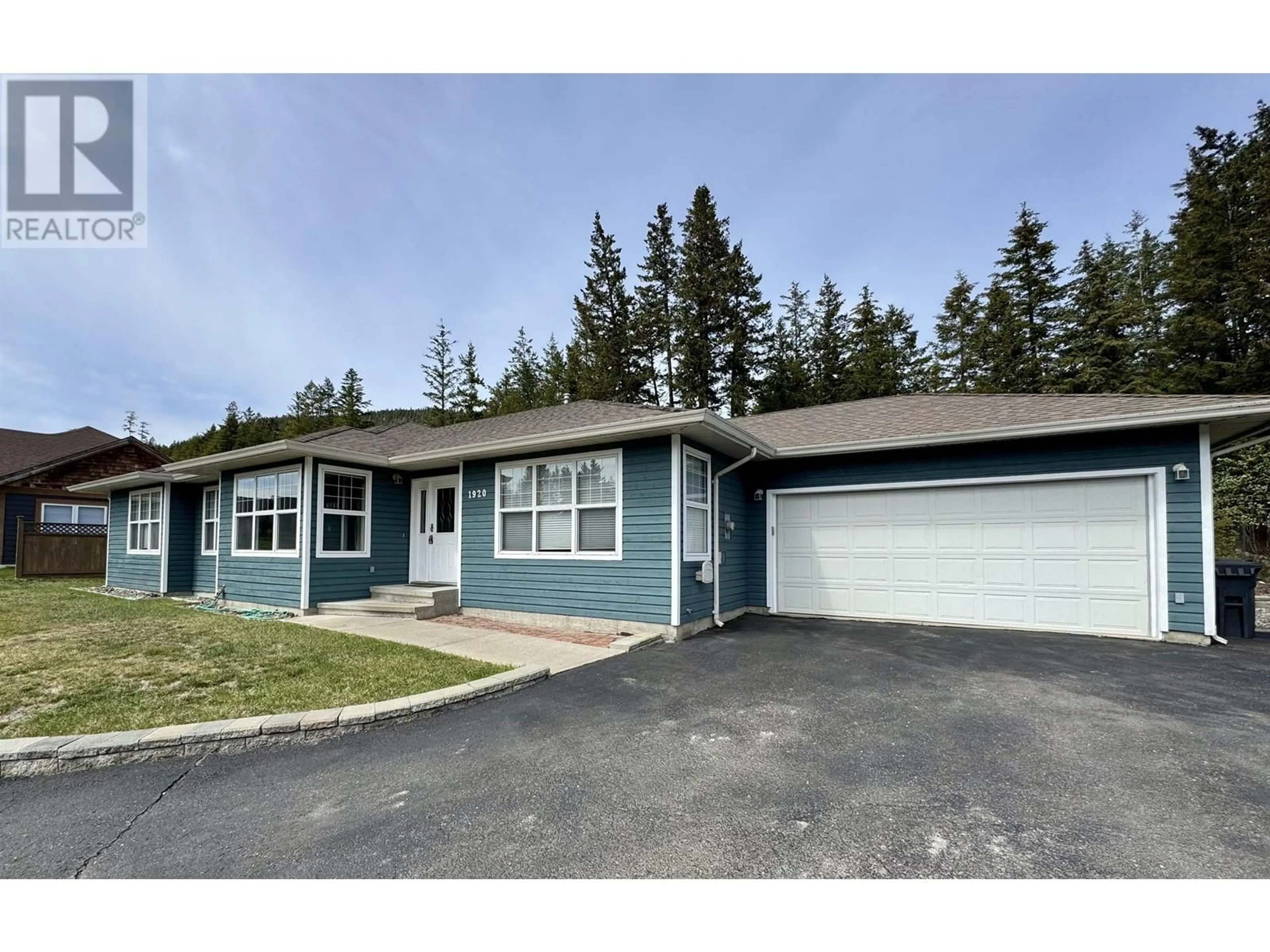 Home with vinyl exterior material, street for 1920 HAMEL ROAD, Williams Lake British Columbia V2G2P2