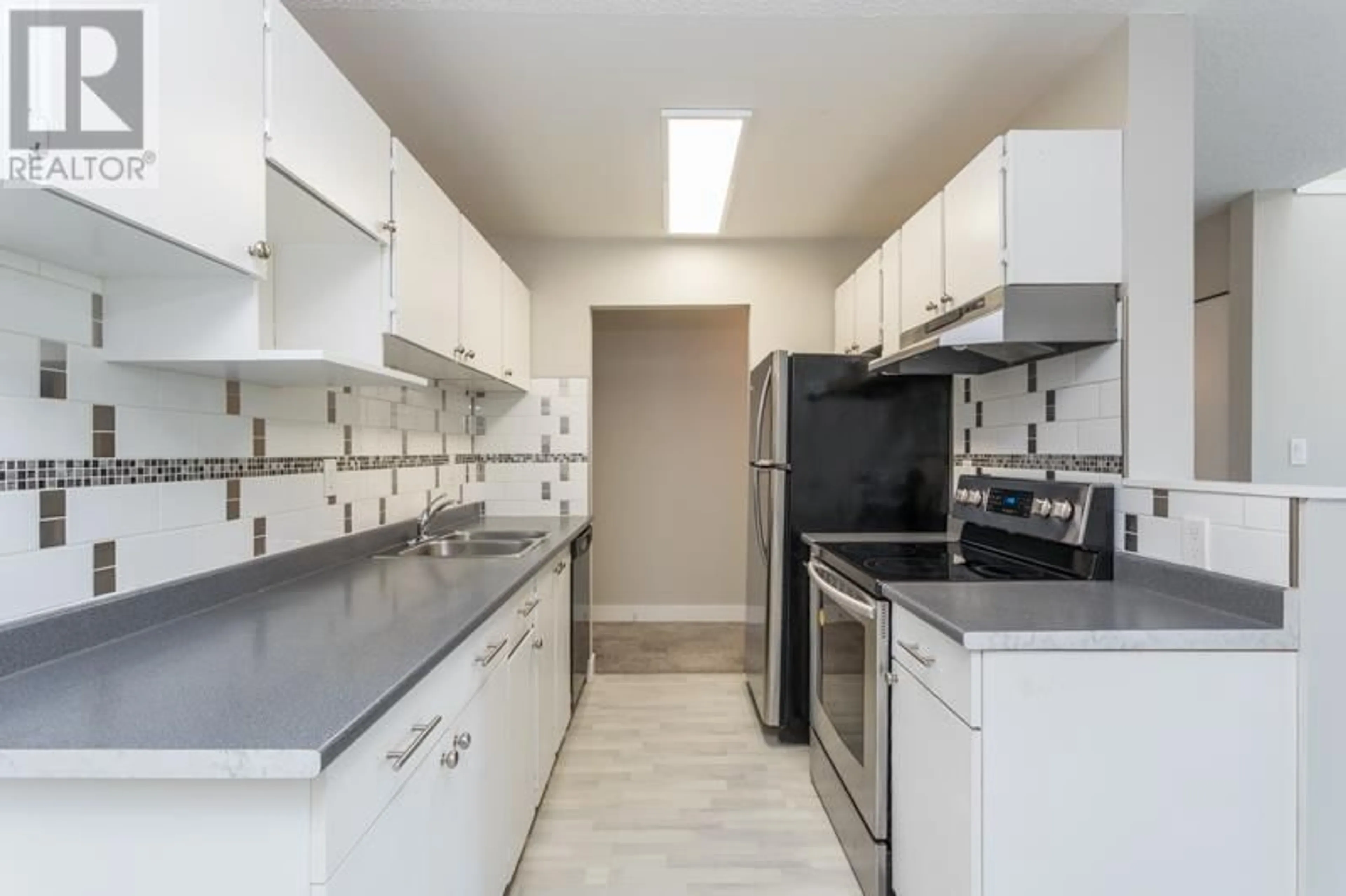 Standard kitchen, unknown for 319 - 7295 MOFFATT ROAD, Richmond British Columbia V6Y3E5