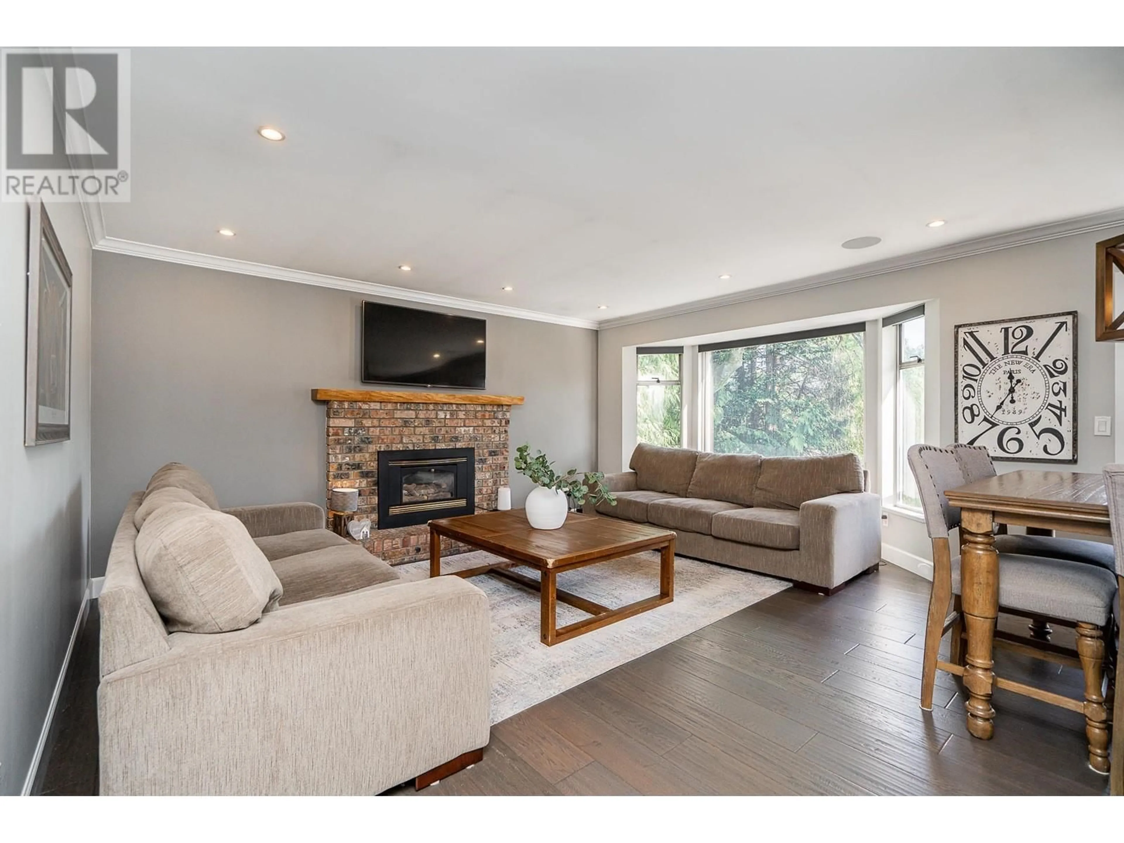 Living room with furniture, unknown for 624 IOCO ROAD, Port Moody British Columbia V3H2W2