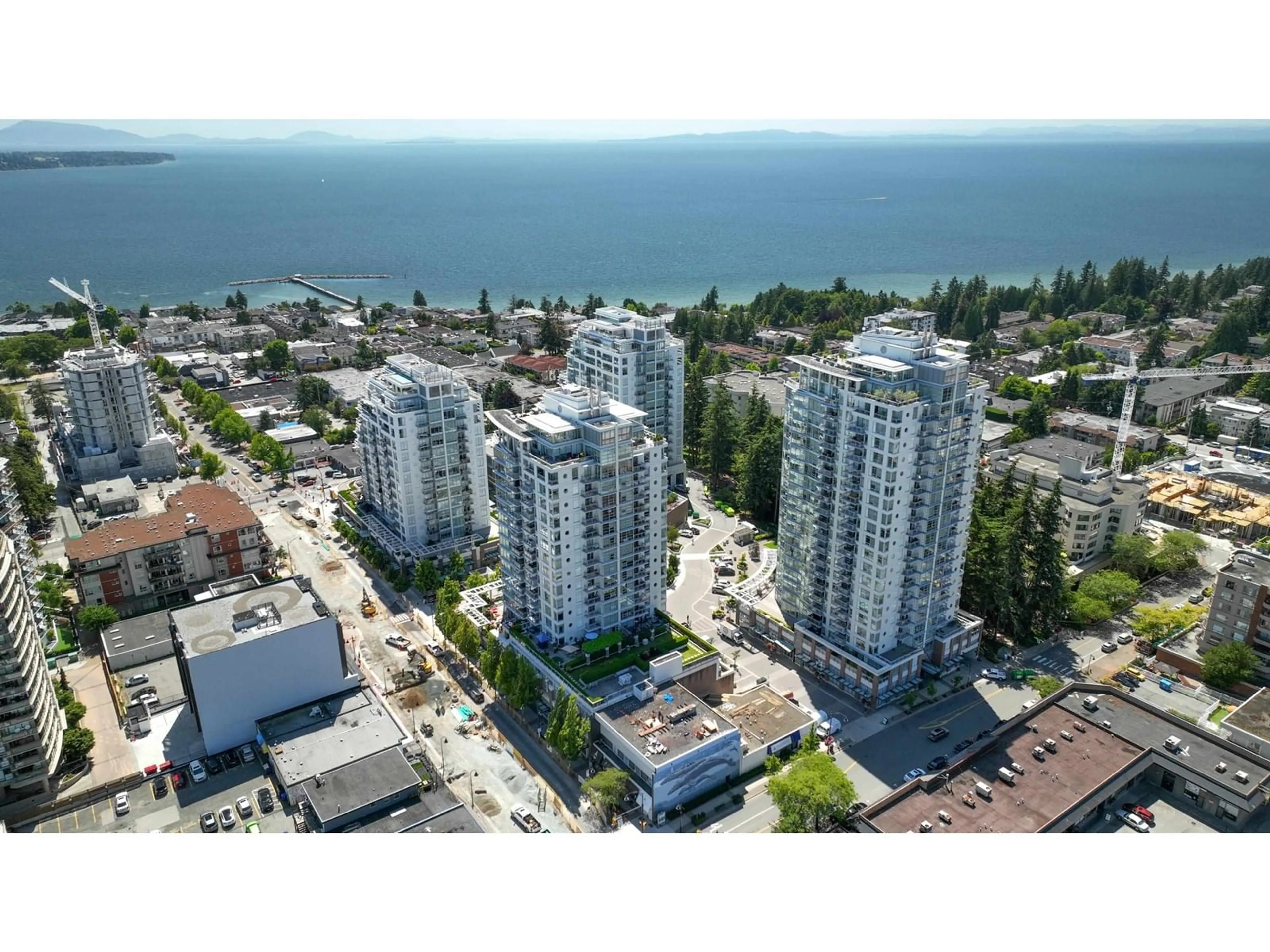 A pic from outside/outdoor area/front of a property/back of a property/a pic from drone, city buildings view from balcony for 1401 - 15152 RUSSELL, White Rock British Columbia V4B0A3