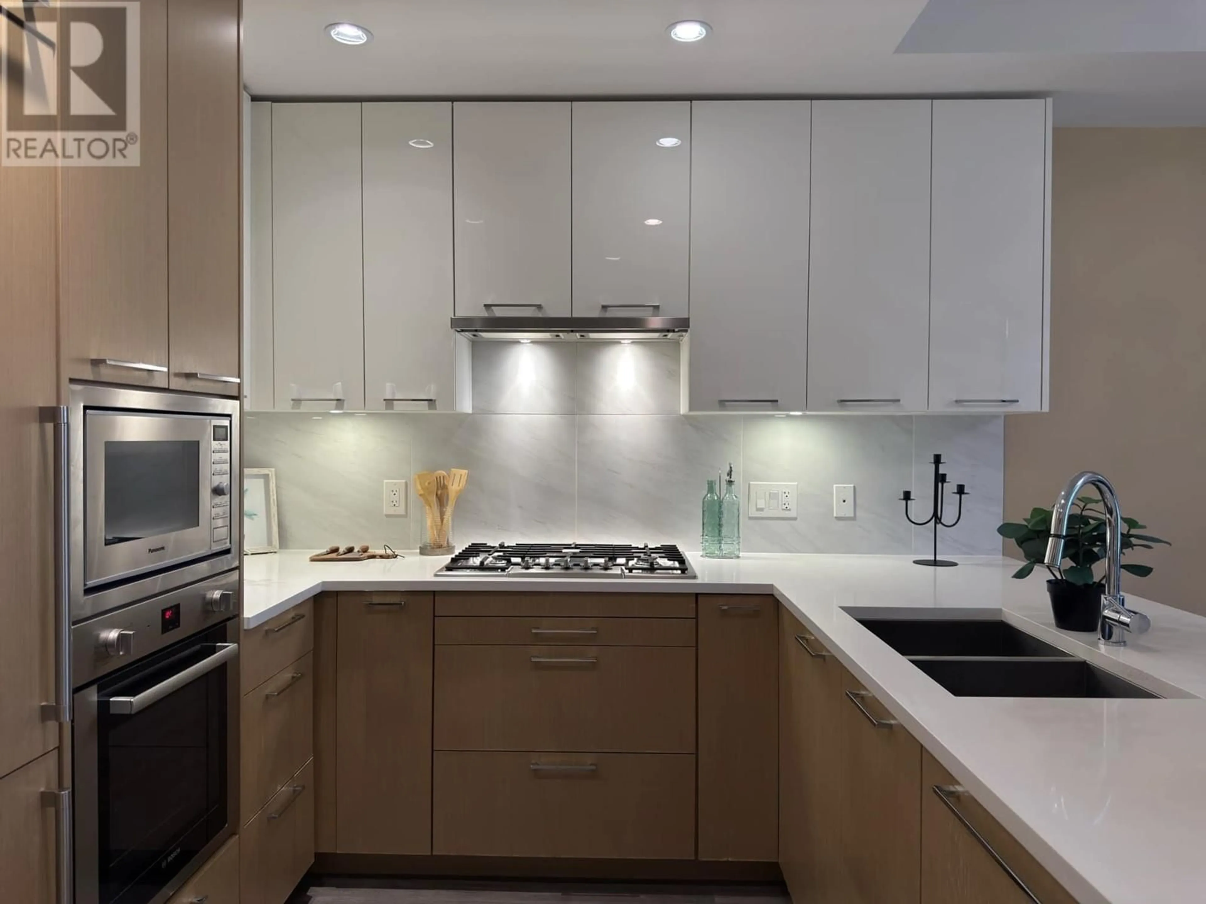 Contemporary kitchen, ceramic/tile floor for 321 - 4033 MAY DRIVE, Richmond British Columbia V6X0T3
