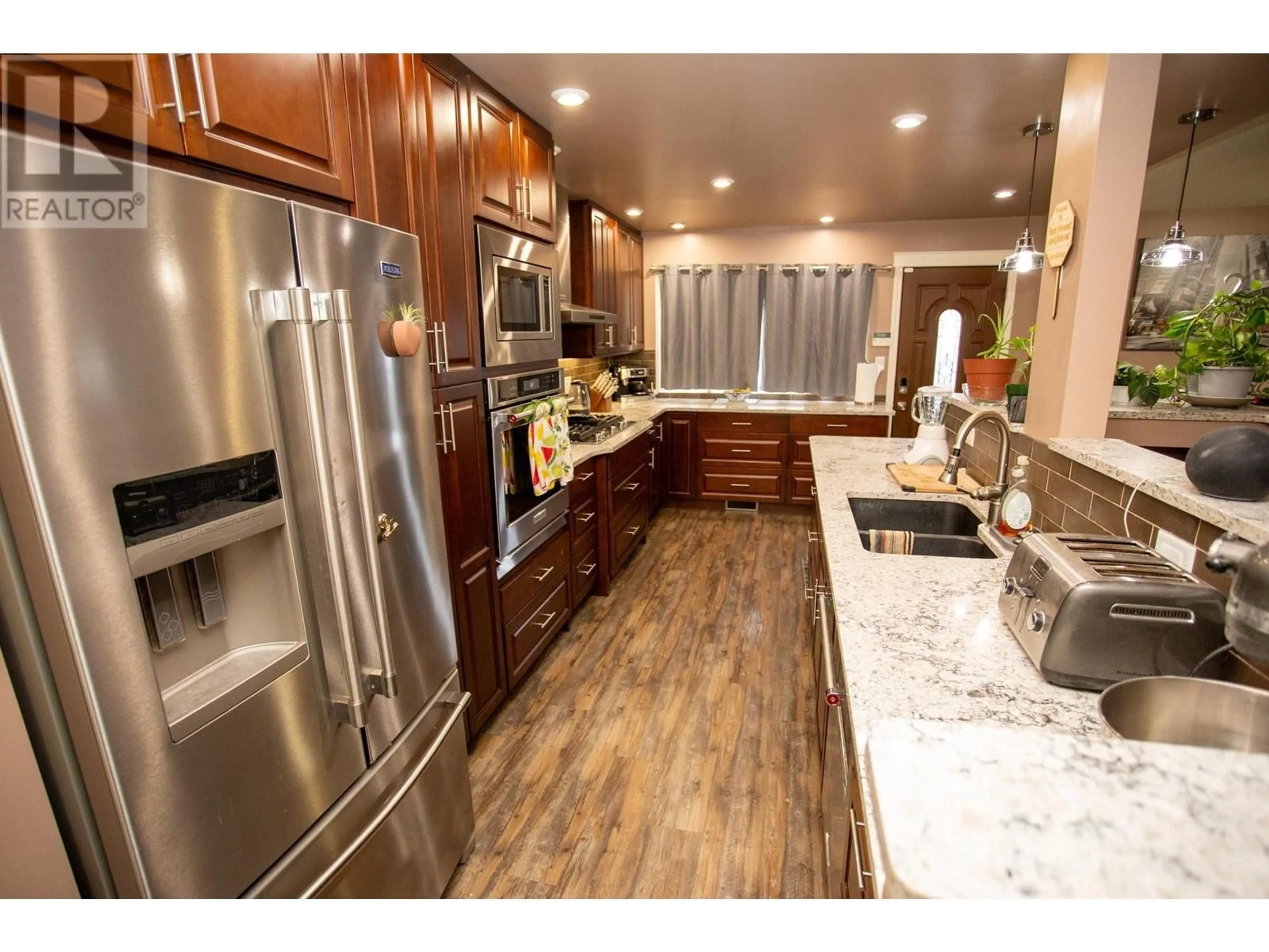 Open concept kitchen, unknown for 297 LYON STREET, Prince George British Columbia V2M3K9