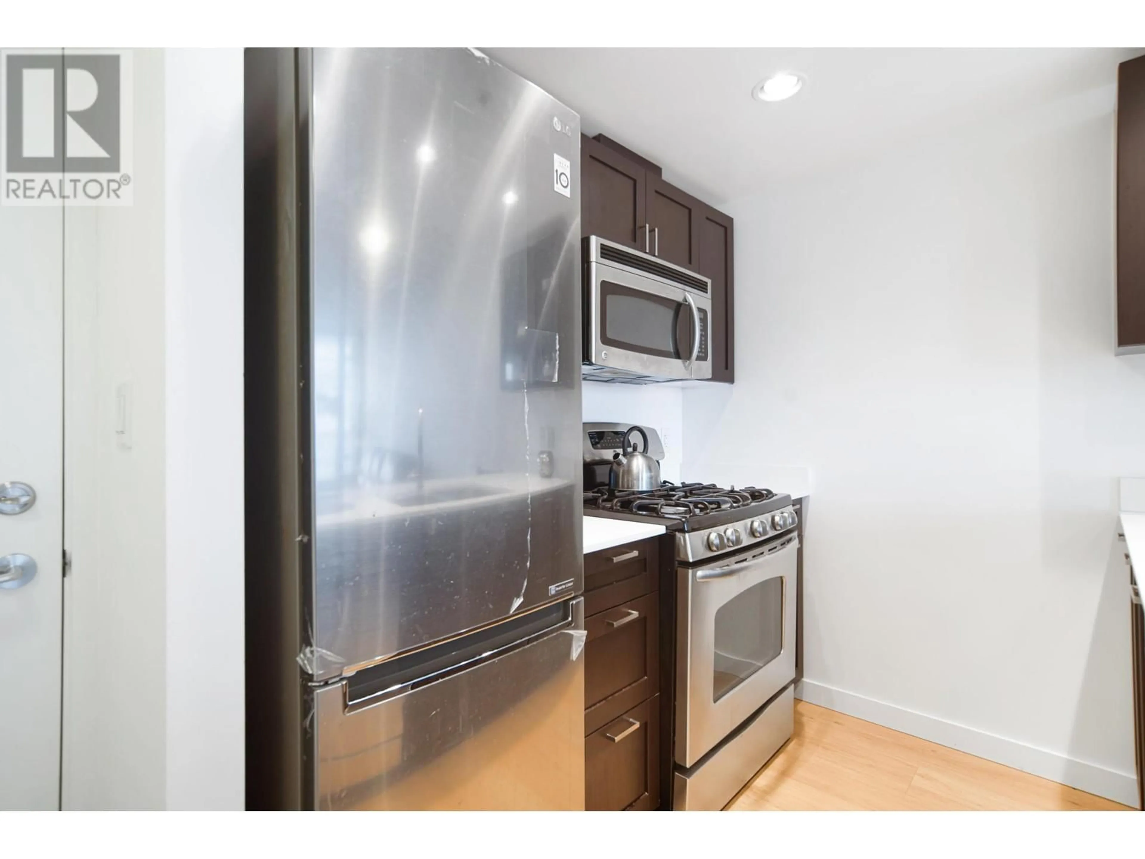 Standard kitchen, wood/laminate floor for 608 - 4815 ELDORADO MEWS, Vancouver British Columbia V5R0B2