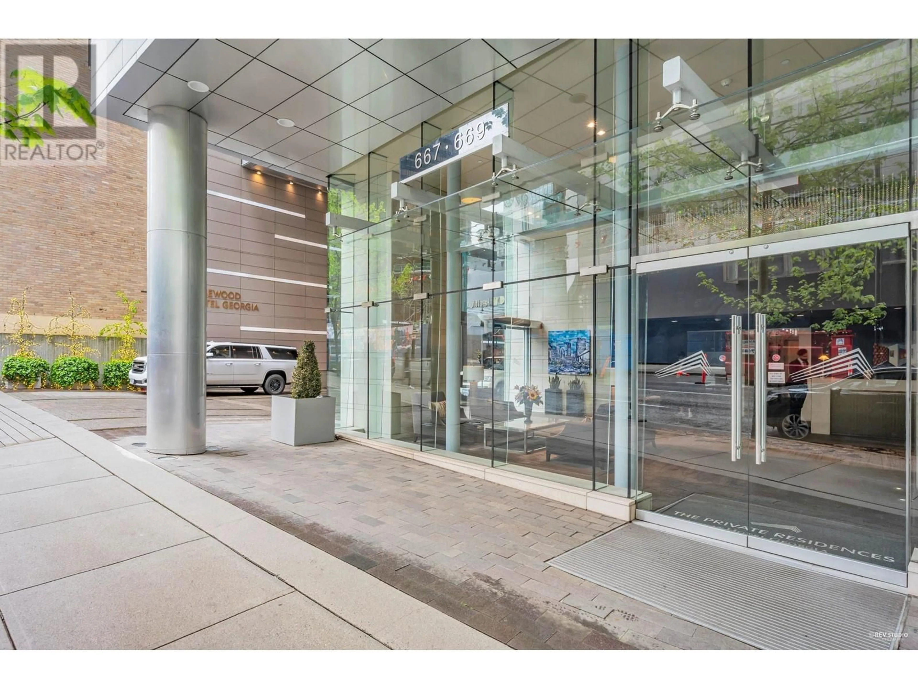 Indoor foyer for 3904 - 667 HOWE STREET, Vancouver British Columbia V6C0B5