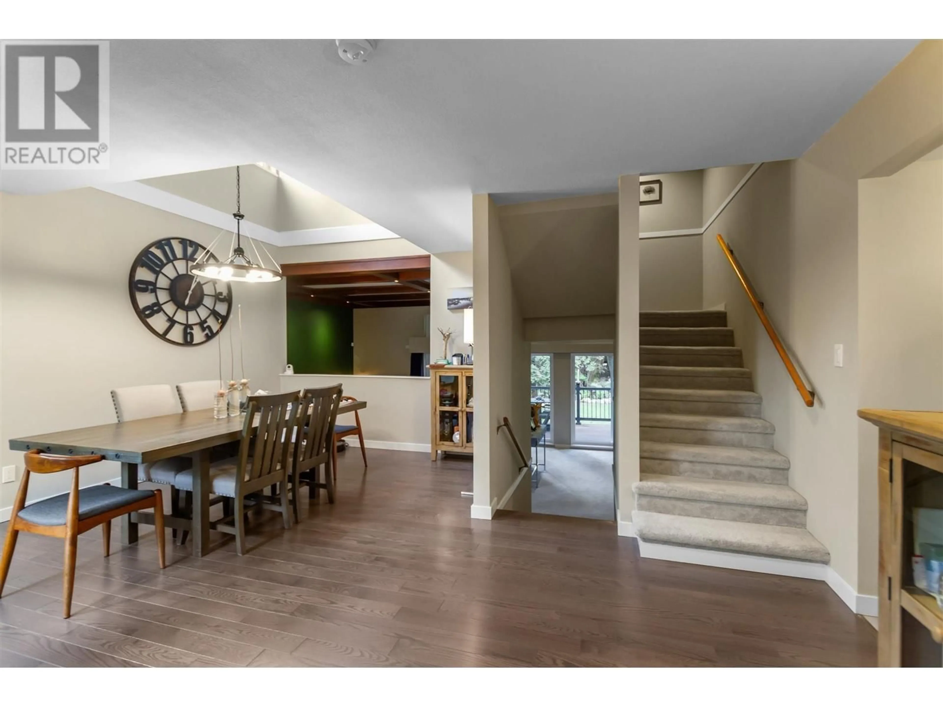 Unknown for 5655 WHITE PINE LANE, North Vancouver British Columbia V7R4S1