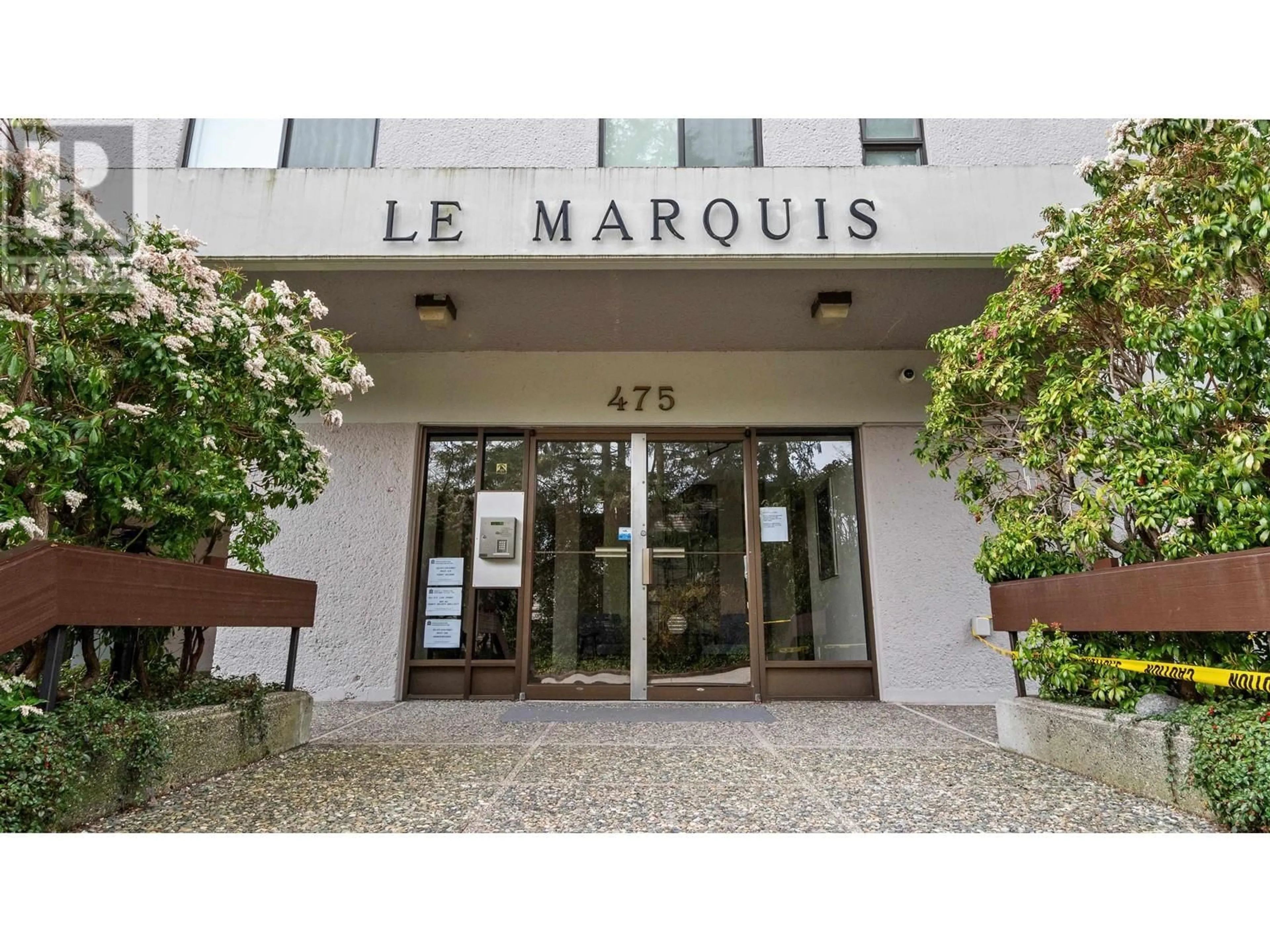 Lobby for 401 - 475 13TH STREET, West Vancouver British Columbia V7T2N7
