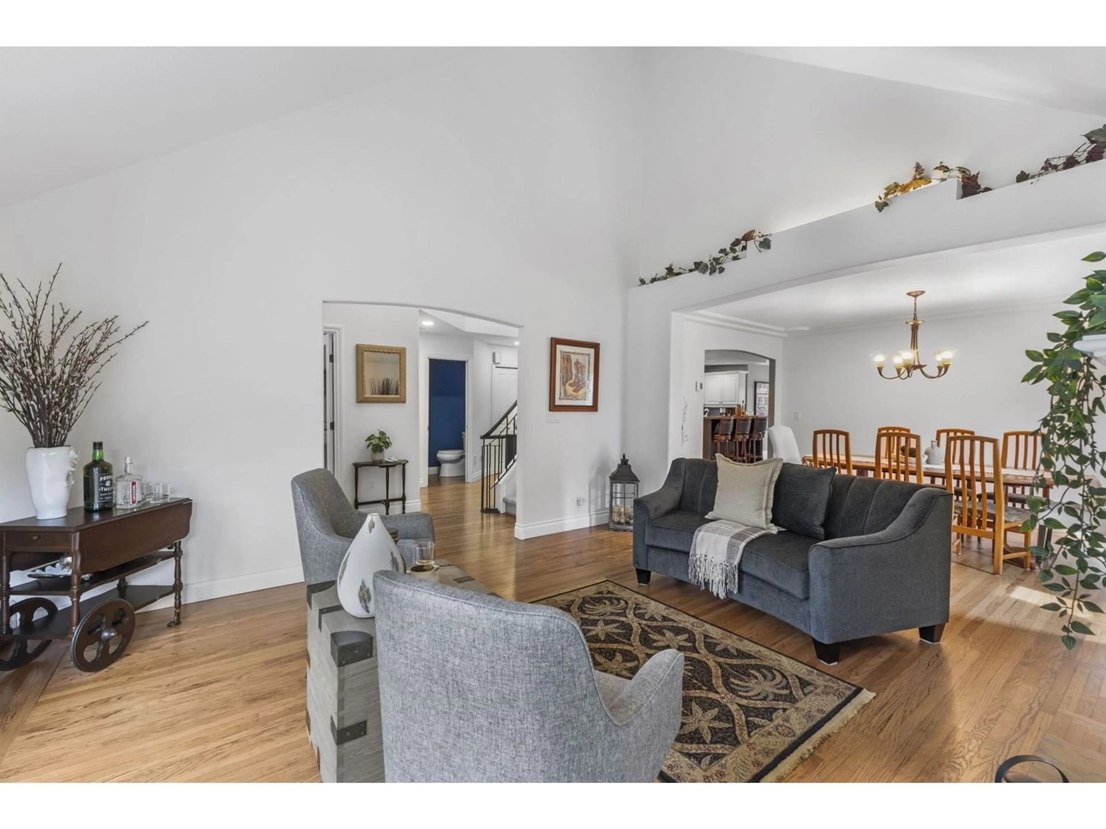 Living room with furniture, unknown for 2112 126, Surrey British Columbia V4A7H5