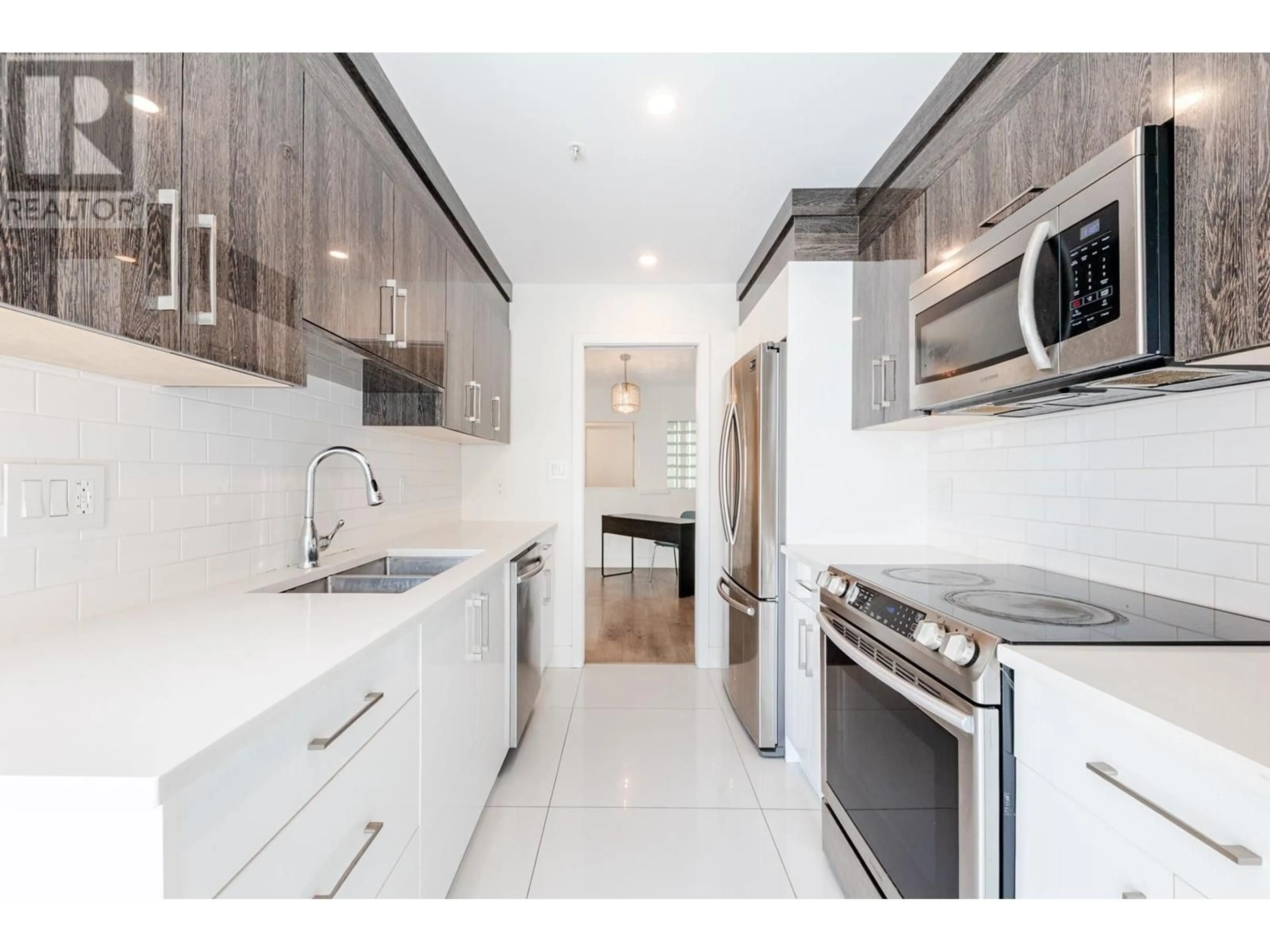 Unknown for 208 - 7620 COLUMBIA STREET, Vancouver British Columbia V5X4S8