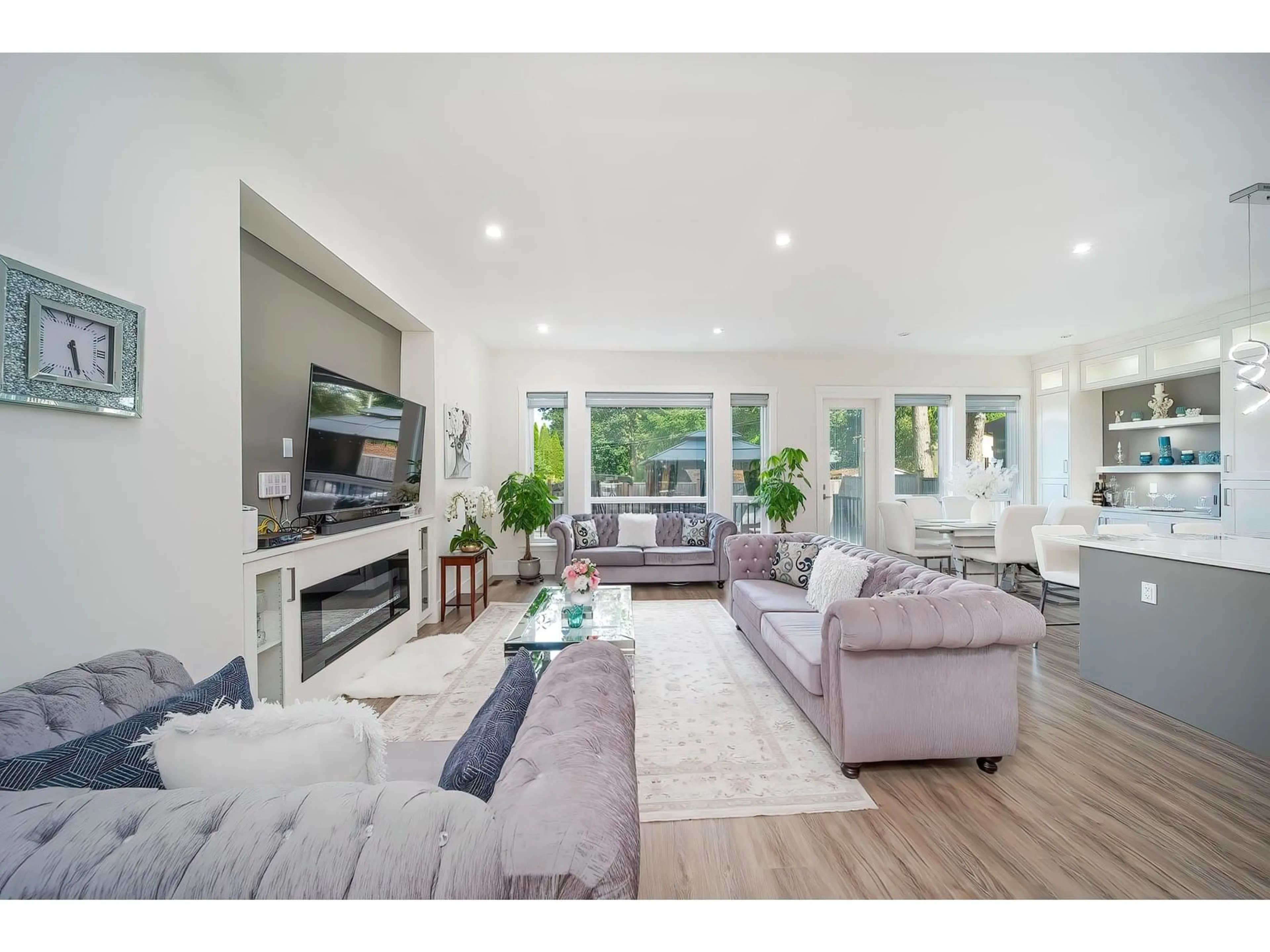 Living room with furniture, unknown for 8134 116A, Delta British Columbia V4C5Y8