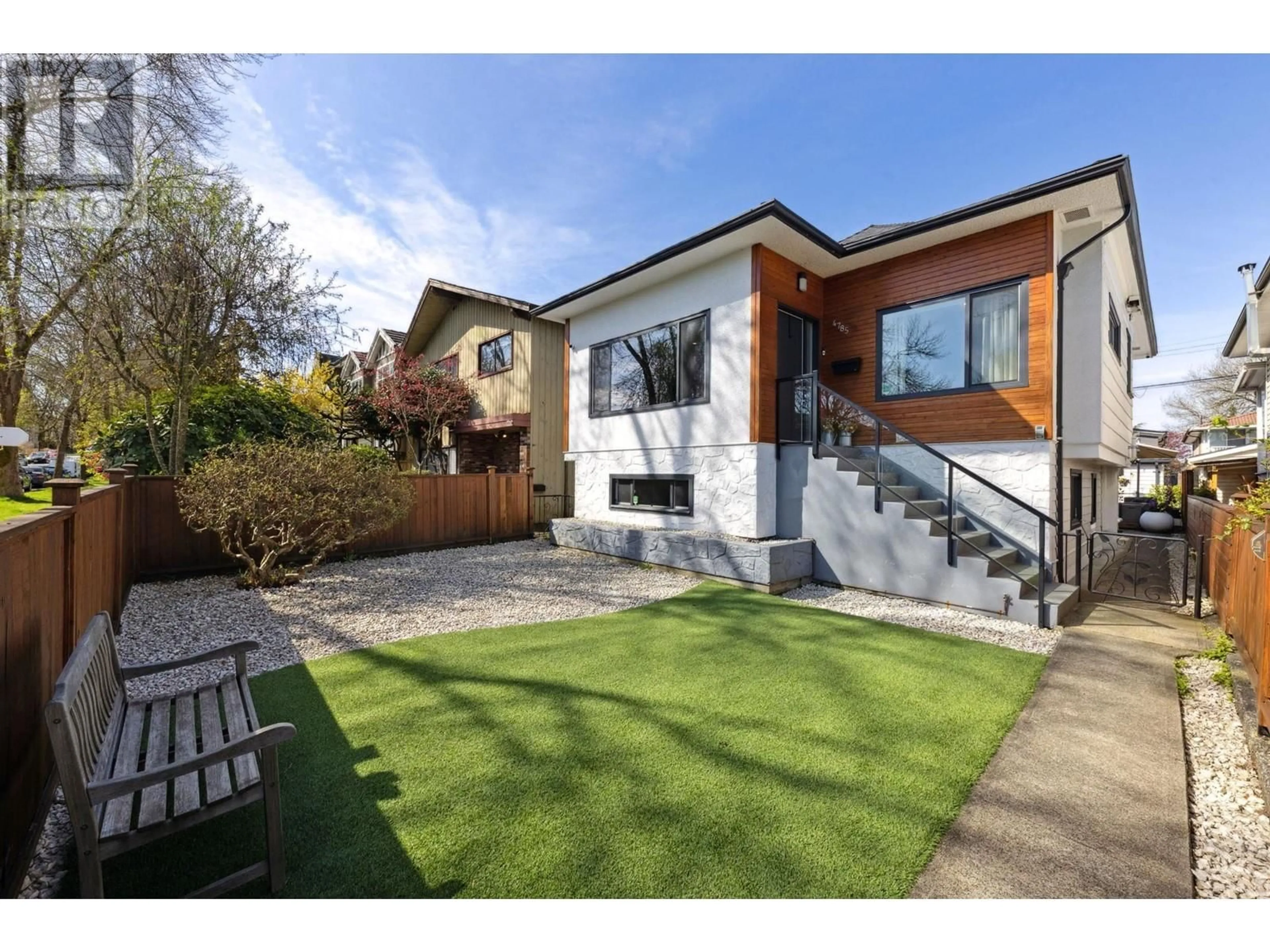 A pic from outside/outdoor area/front of a property/back of a property/a pic from drone, street for 4785 ELGIN STREET, Vancouver British Columbia V5V4S2