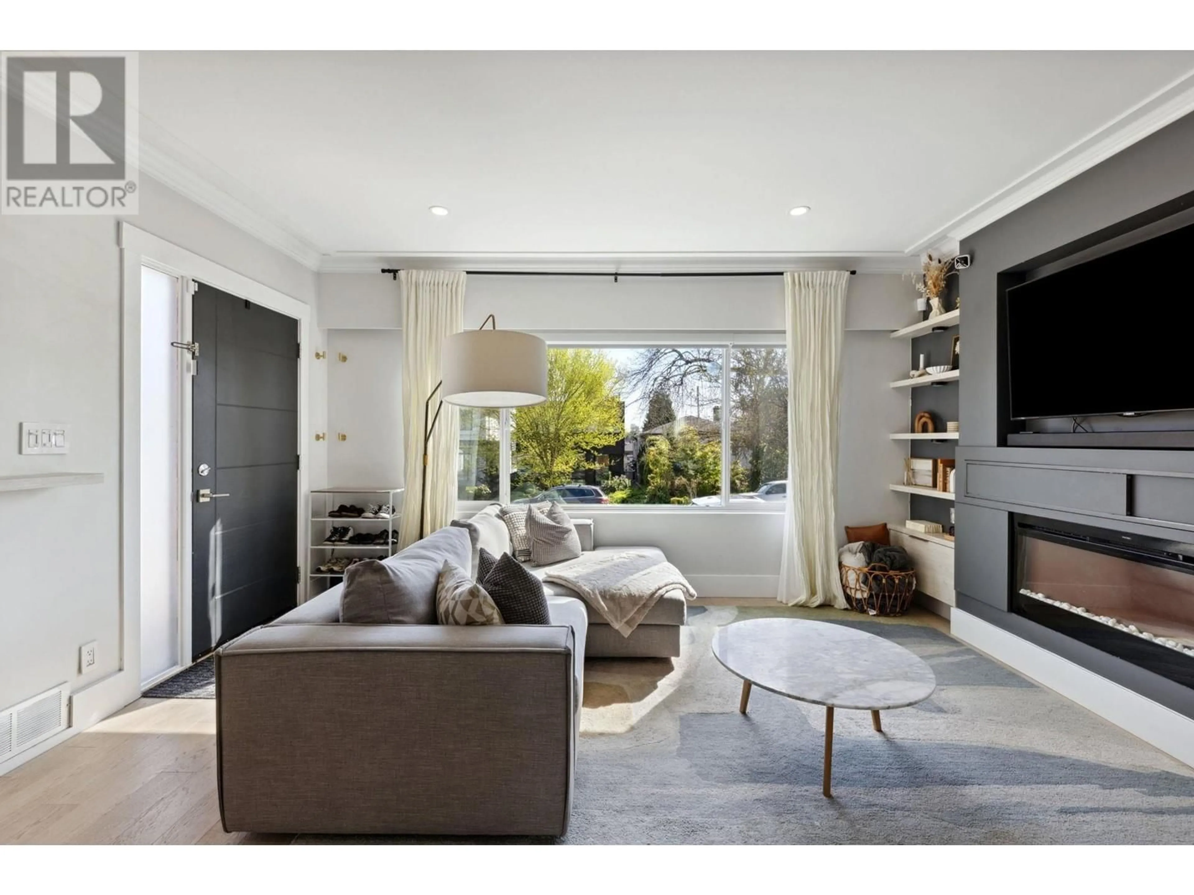 Living room with furniture, unknown for 4785 ELGIN STREET, Vancouver British Columbia V5V4S2