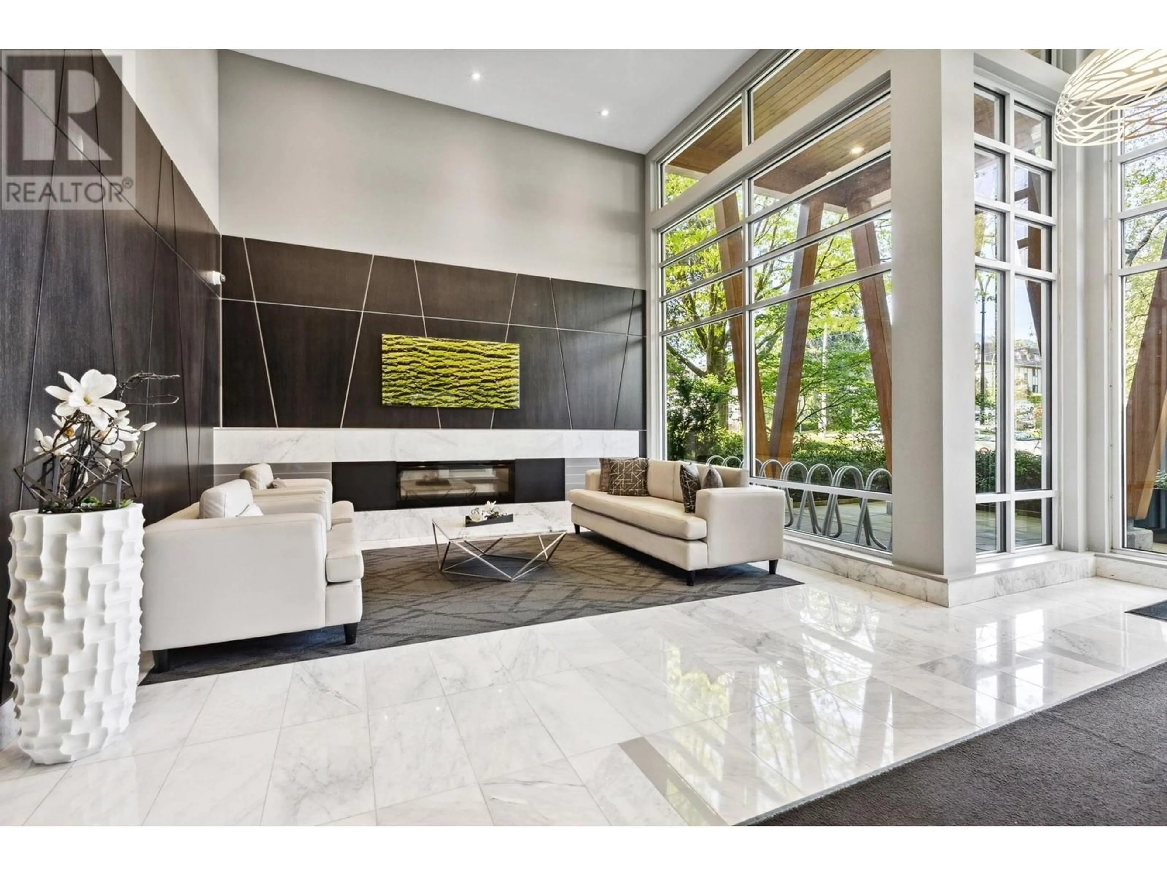 Lobby for 510 - 277 1ST STREET, North Vancouver British Columbia V7M0E8