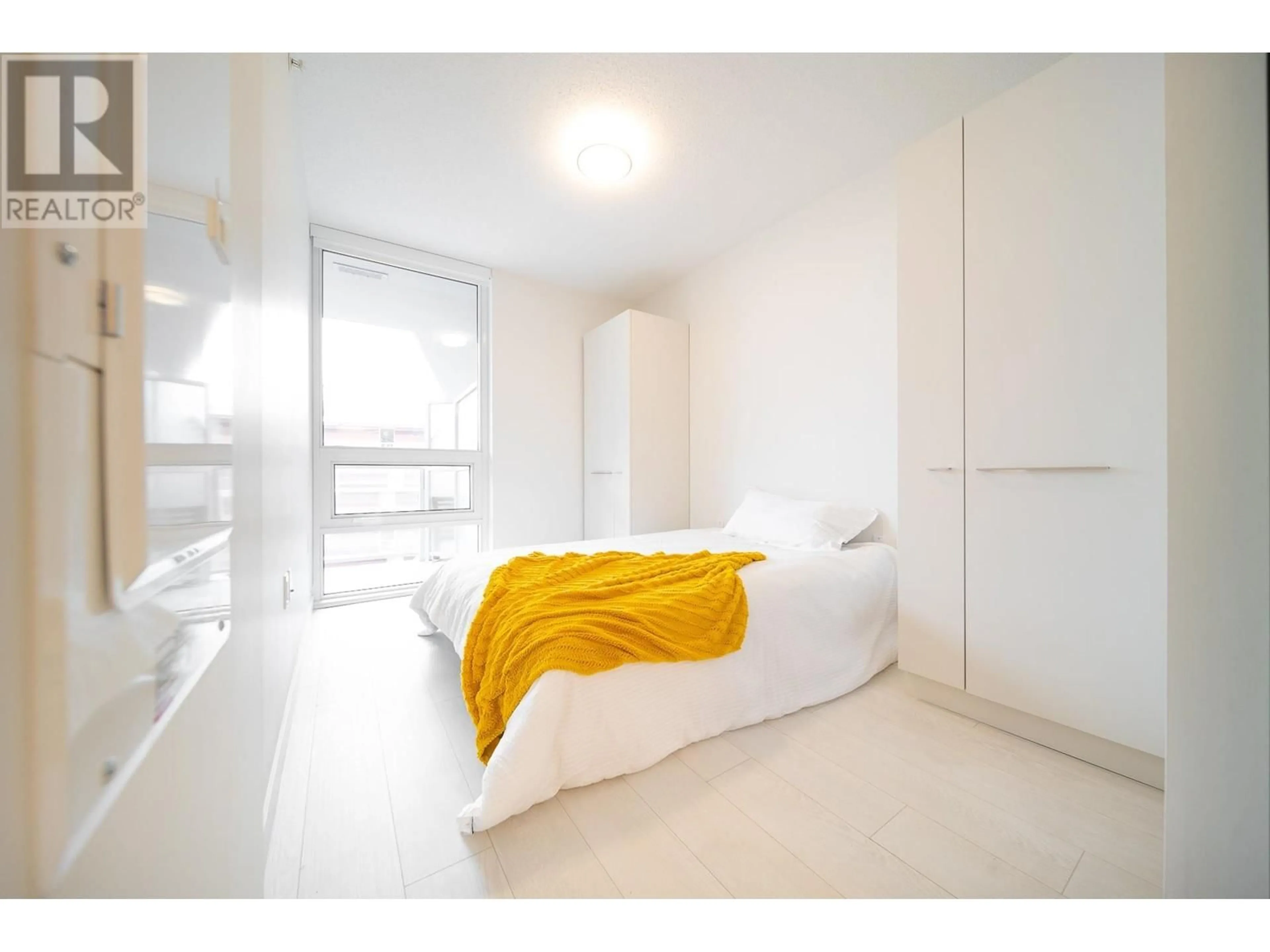 Bedroom with bed, unknown for 320 - 180 2ND AVENUE, Vancouver British Columbia V5T0K4