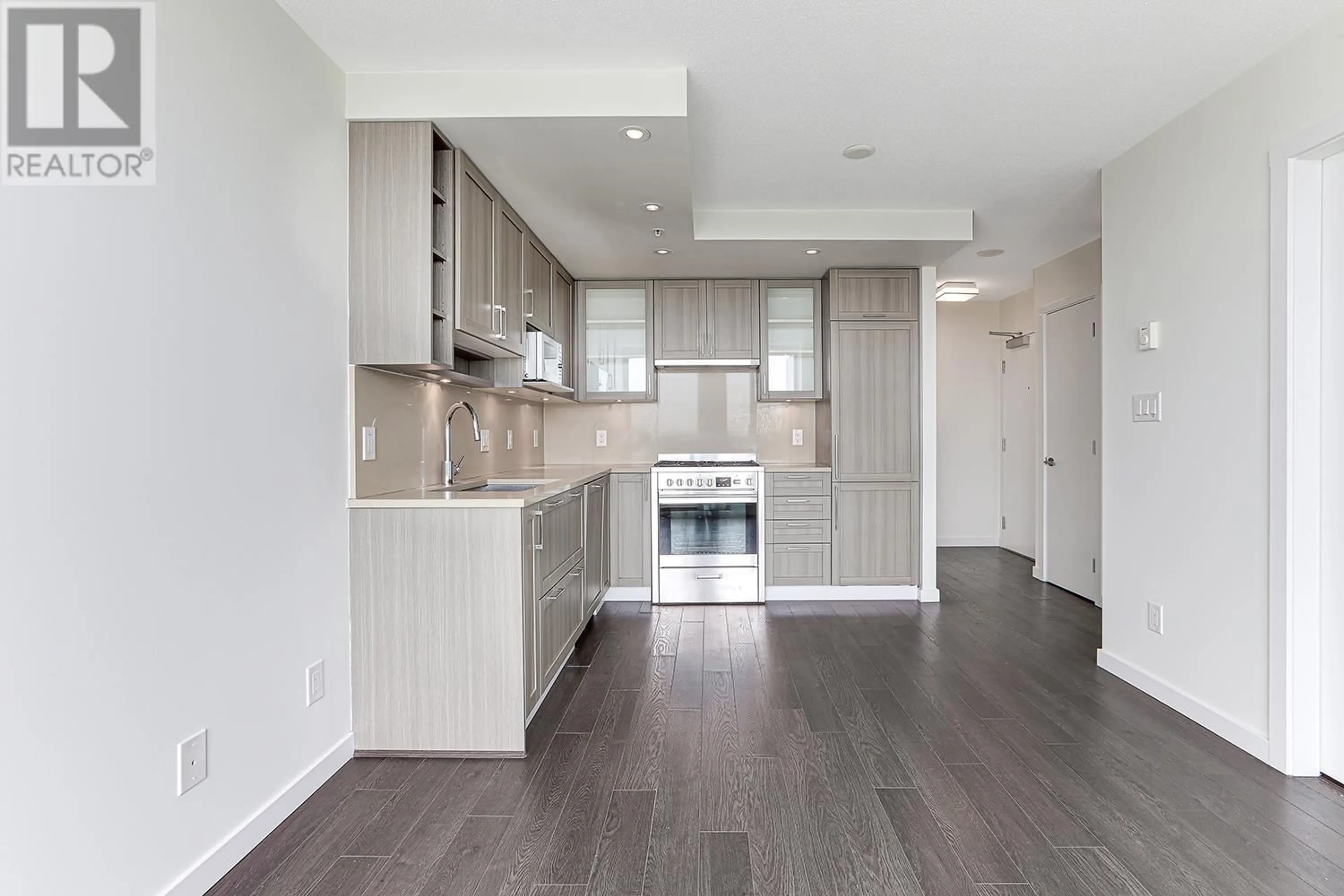 Open concept kitchen, unknown for 1510 - 5665 BOUNDARY ROAD, Vancouver British Columbia V5R0E4