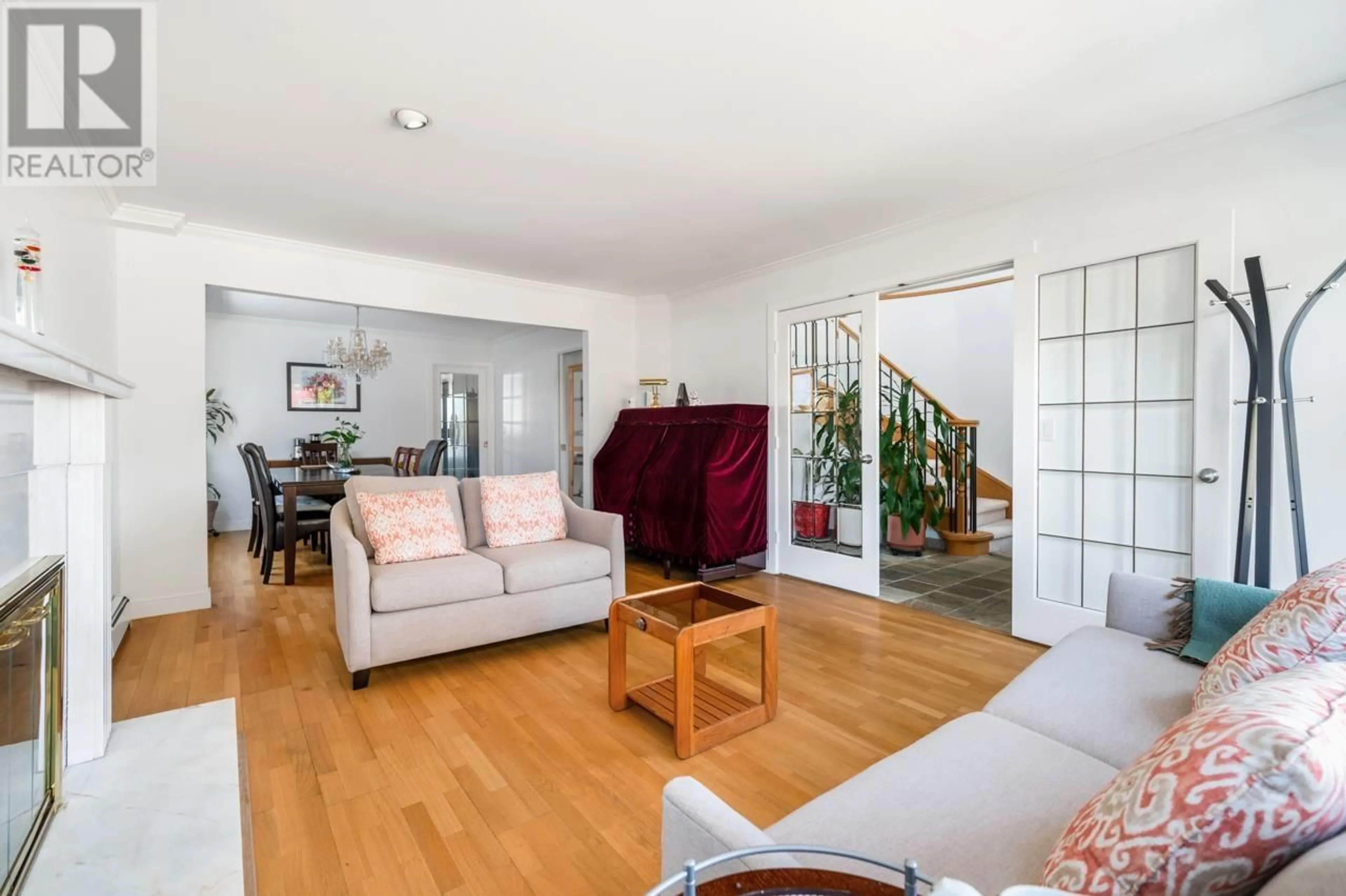Living room with furniture, unknown for 2798 20TH AVENUE, Vancouver British Columbia V6L1H2