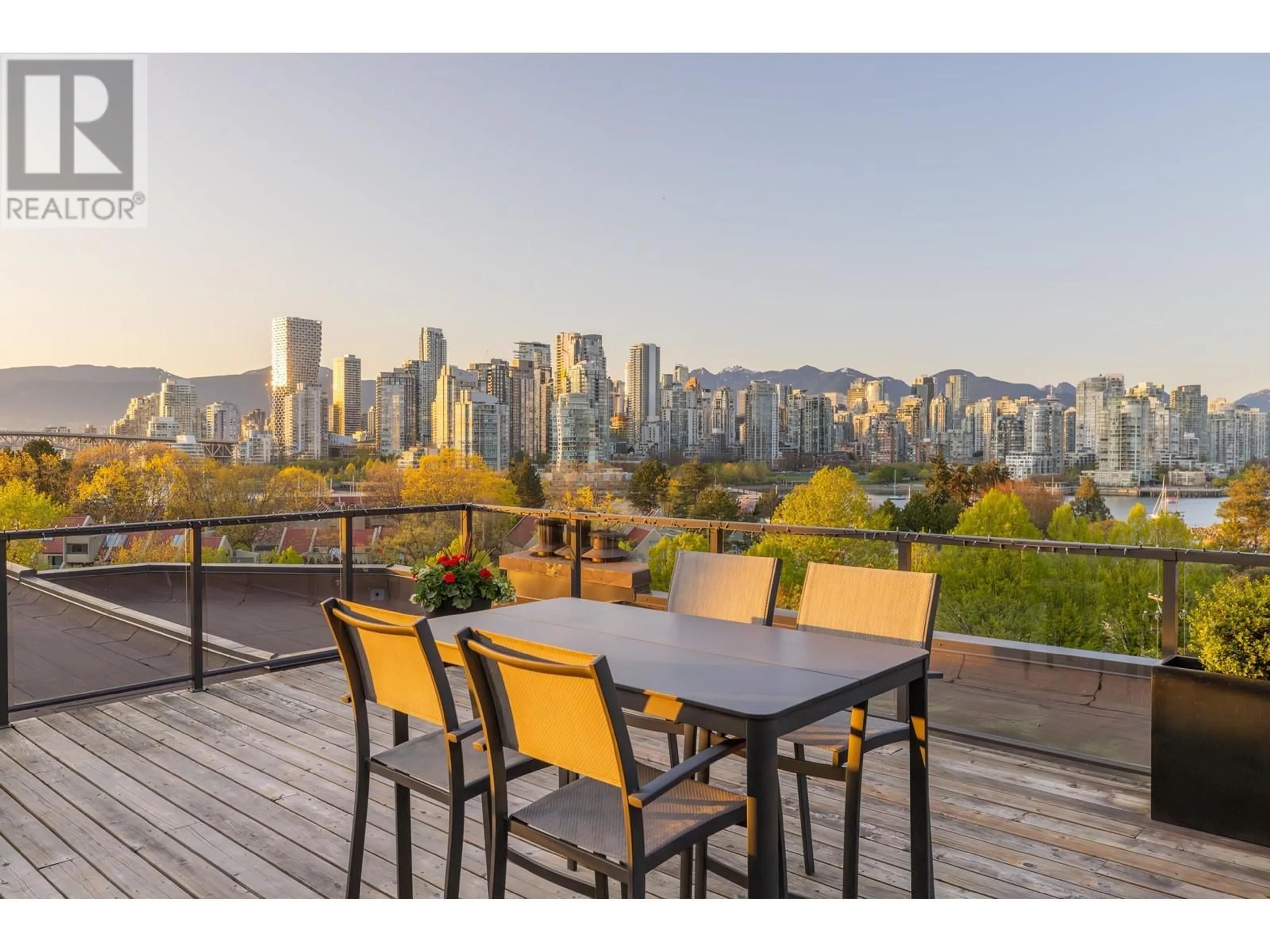 Patio, city buildings view from balcony for 402 - 1005 7TH AVENUE, Vancouver British Columbia V6H1B2